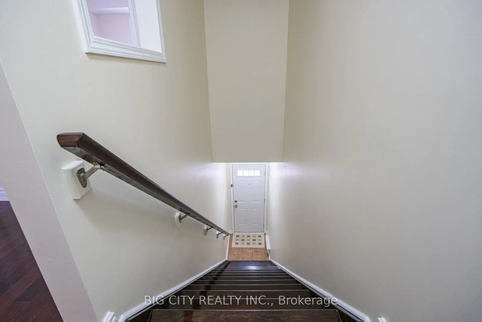 2756 Bur Oak Avenue, #1