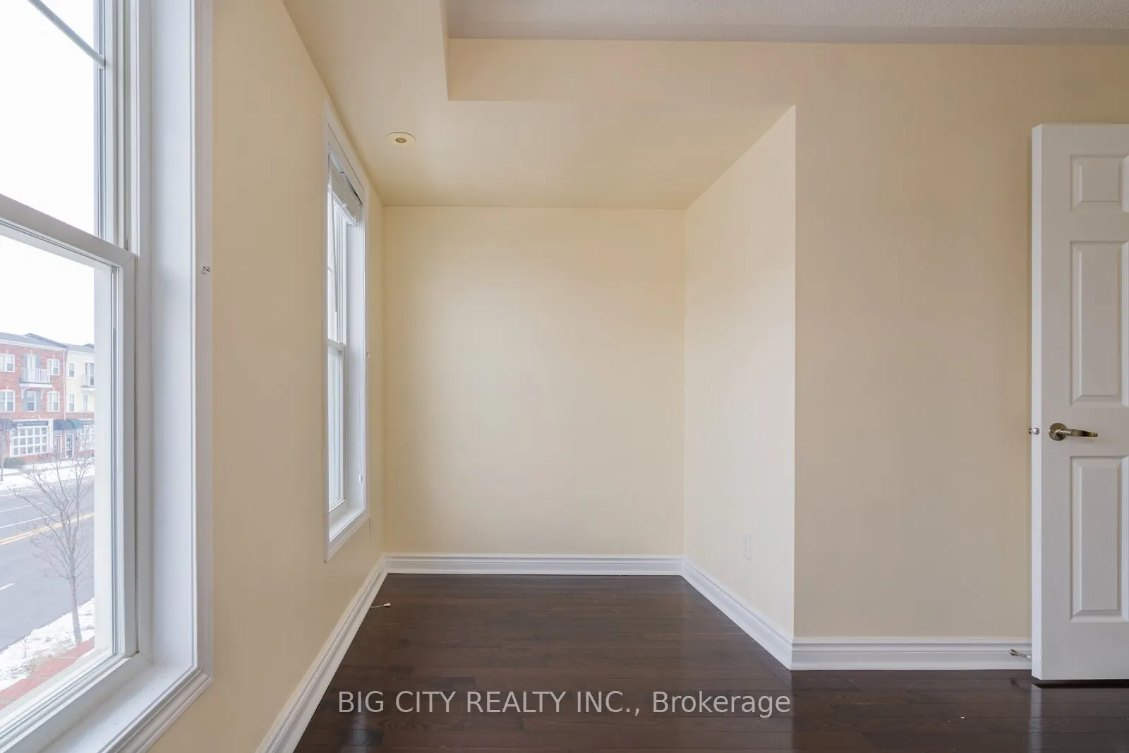 2756 Bur Oak Avenue, #1