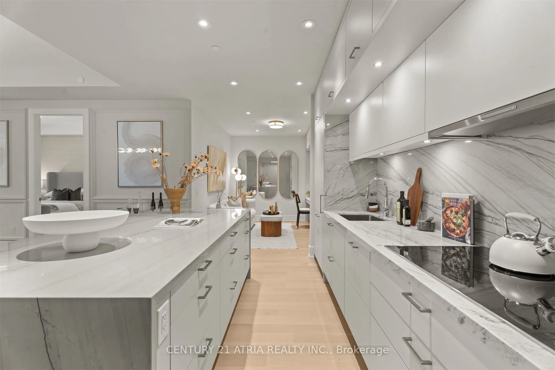 399 Royal Orchard Boulevard, #103