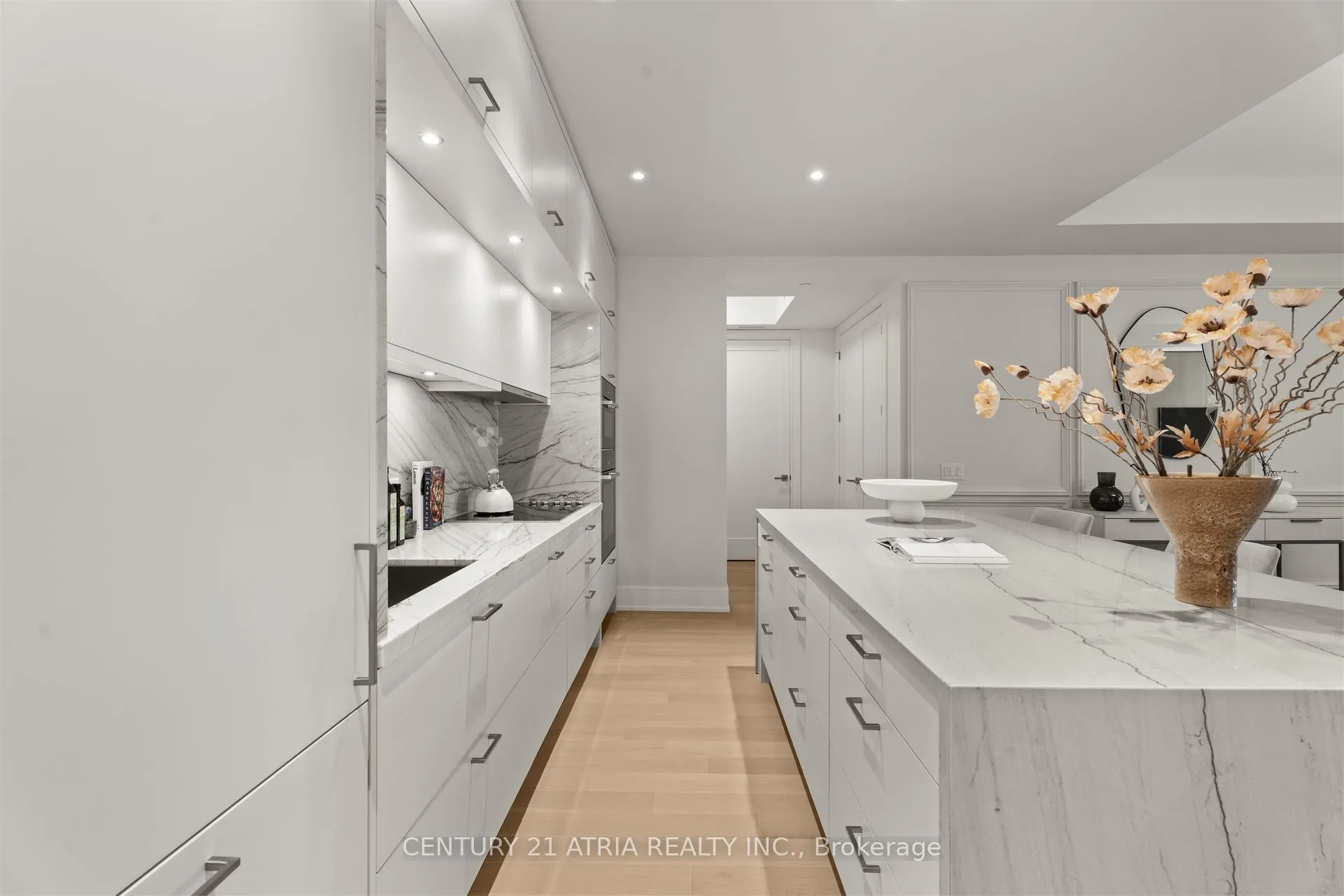 399 Royal Orchard Boulevard, #103