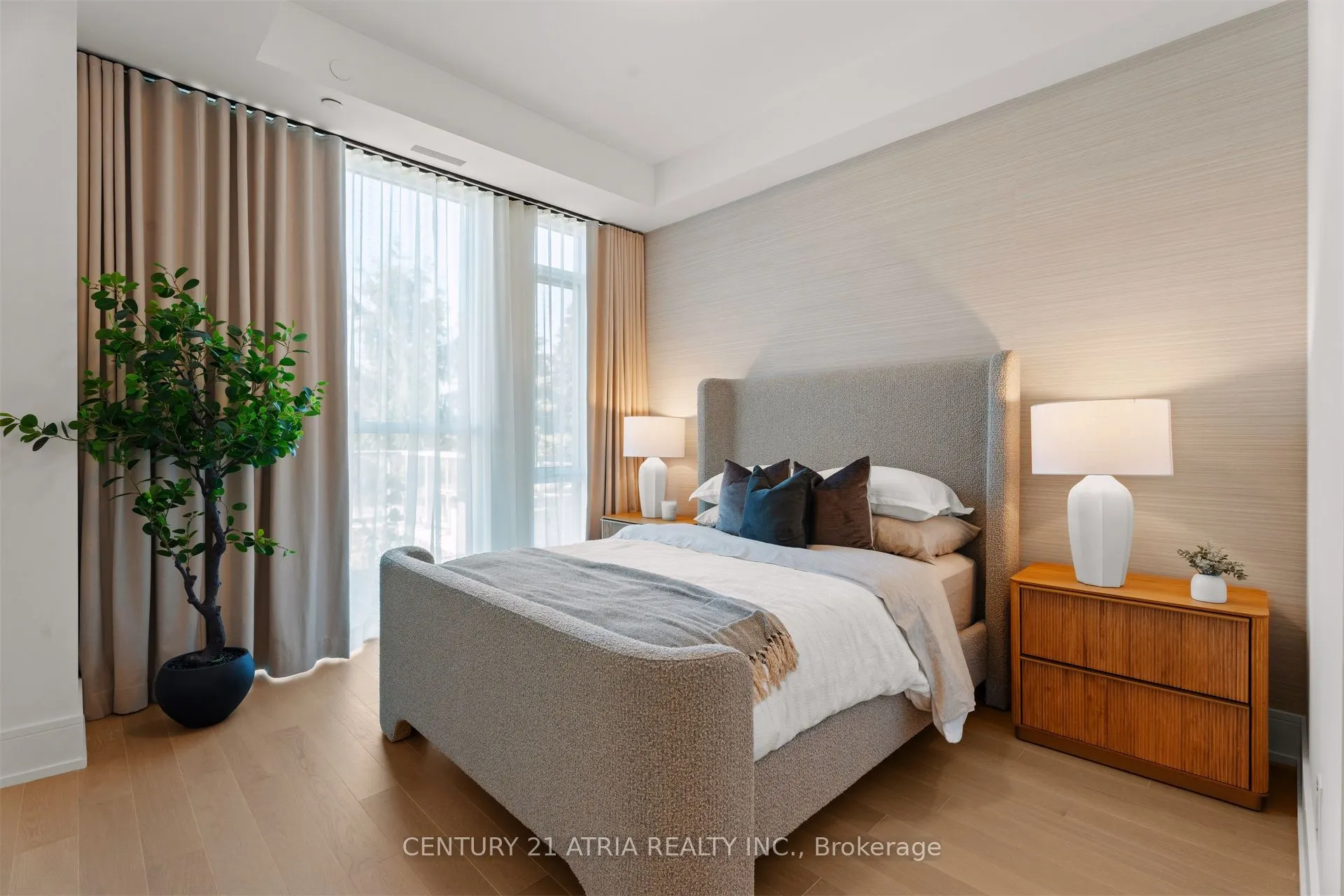 399 Royal Orchard Boulevard, #103