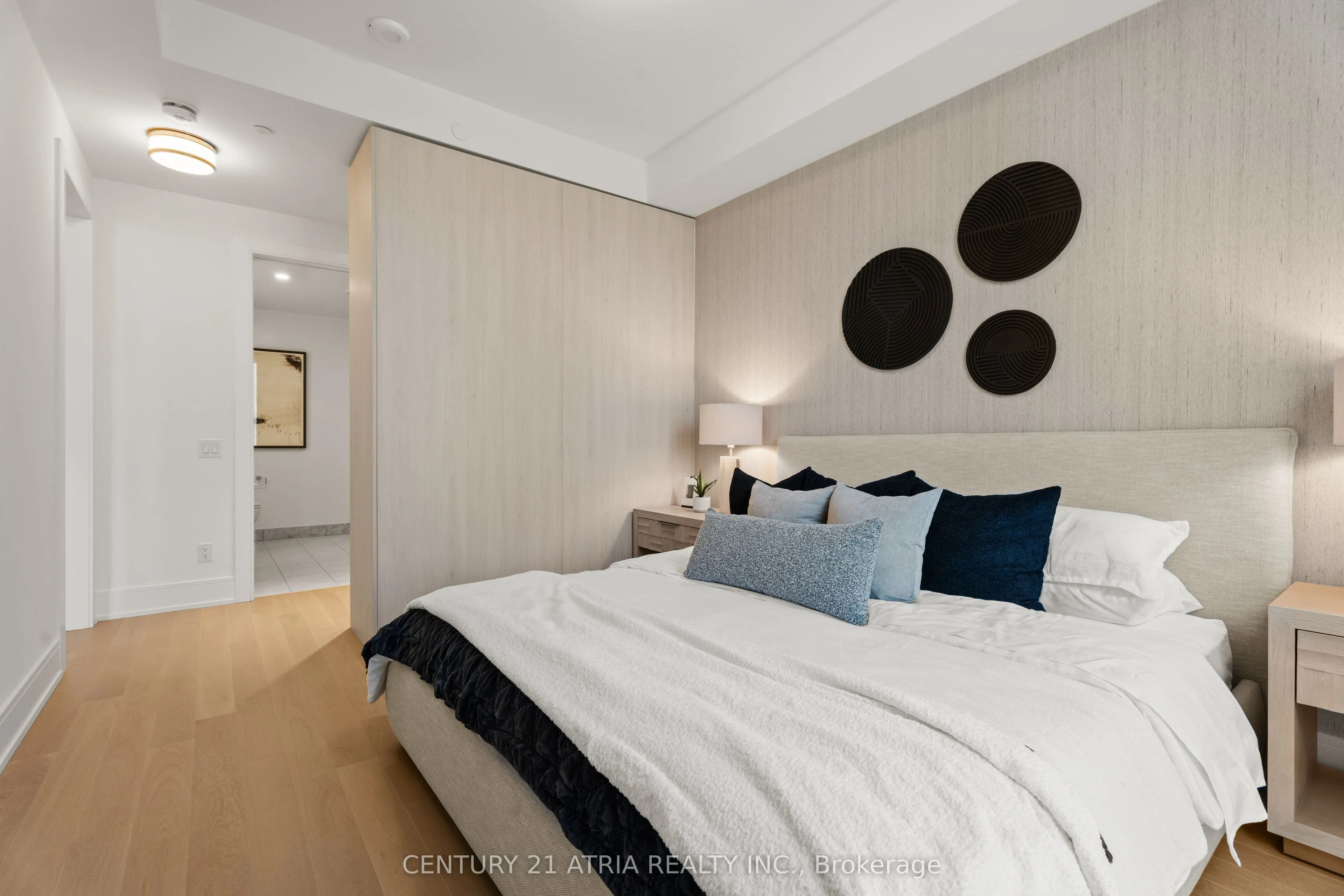 399 Royal Orchard Boulevard, #103