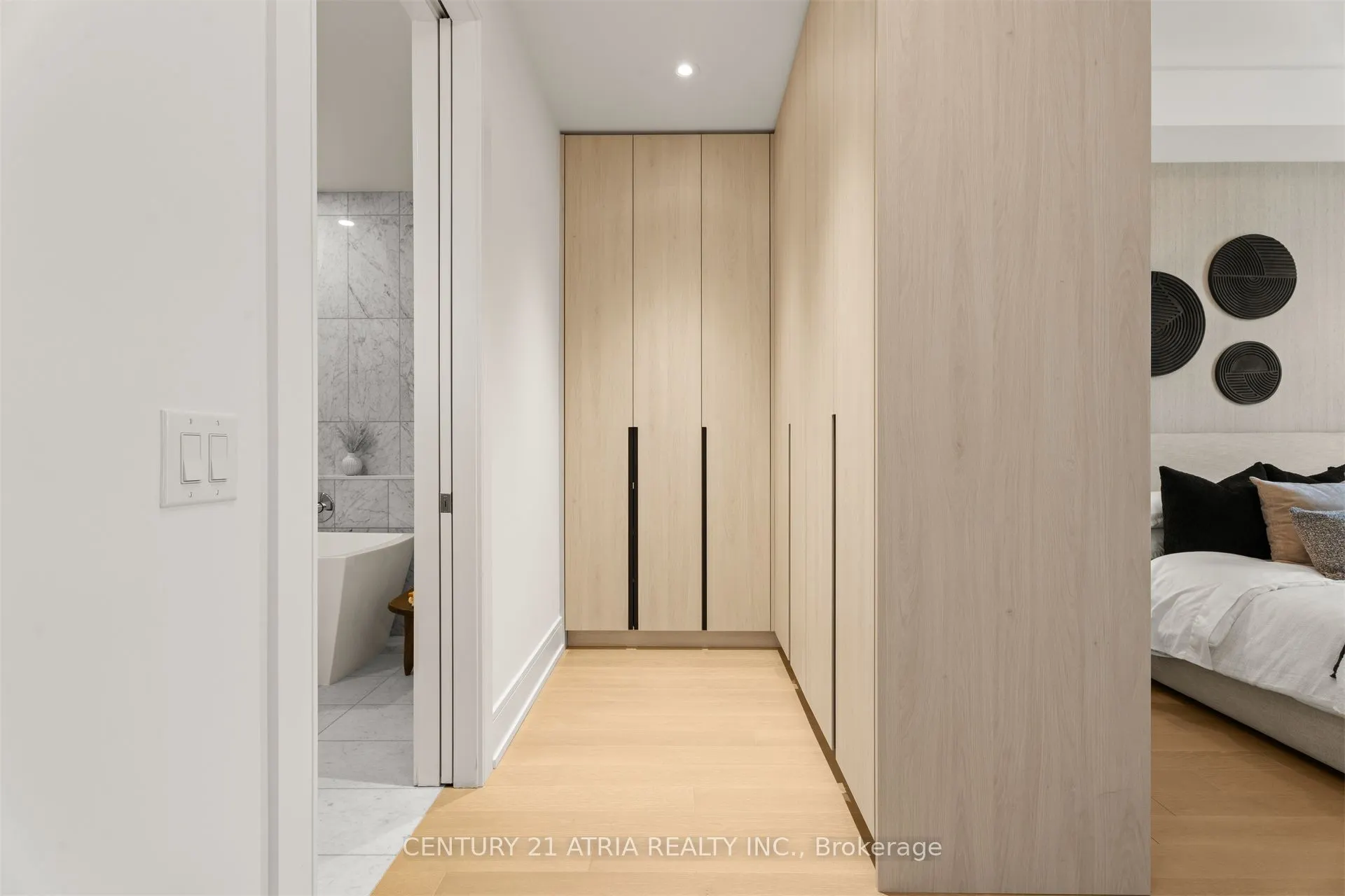 399 Royal Orchard Boulevard, #103