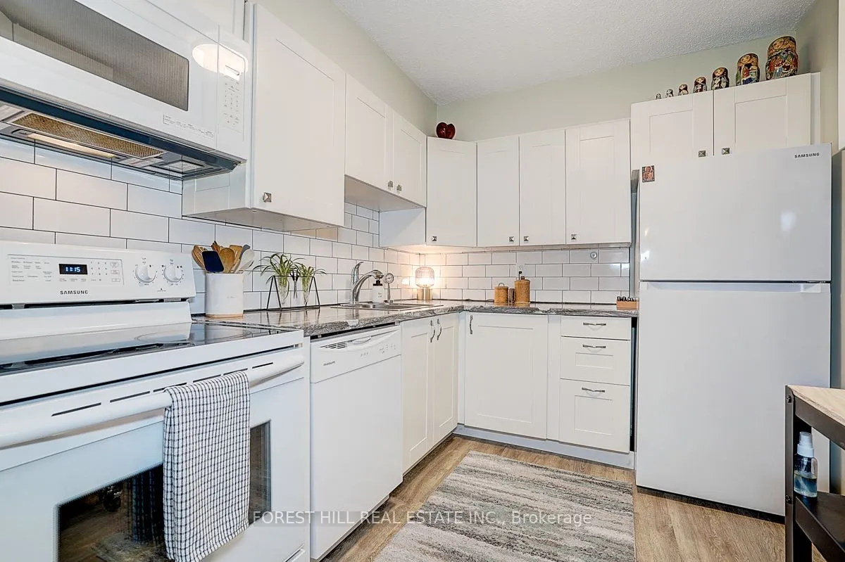 40 William Roe Boulevard, #706