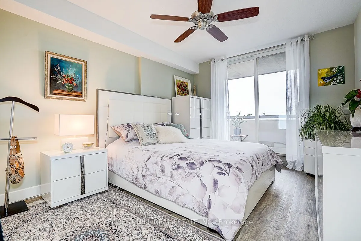 40 William Roe Boulevard, #706