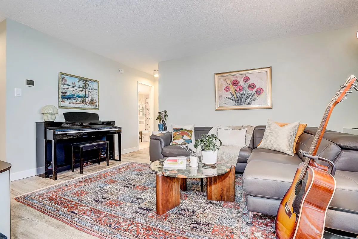 40 William Roe Boulevard, #706