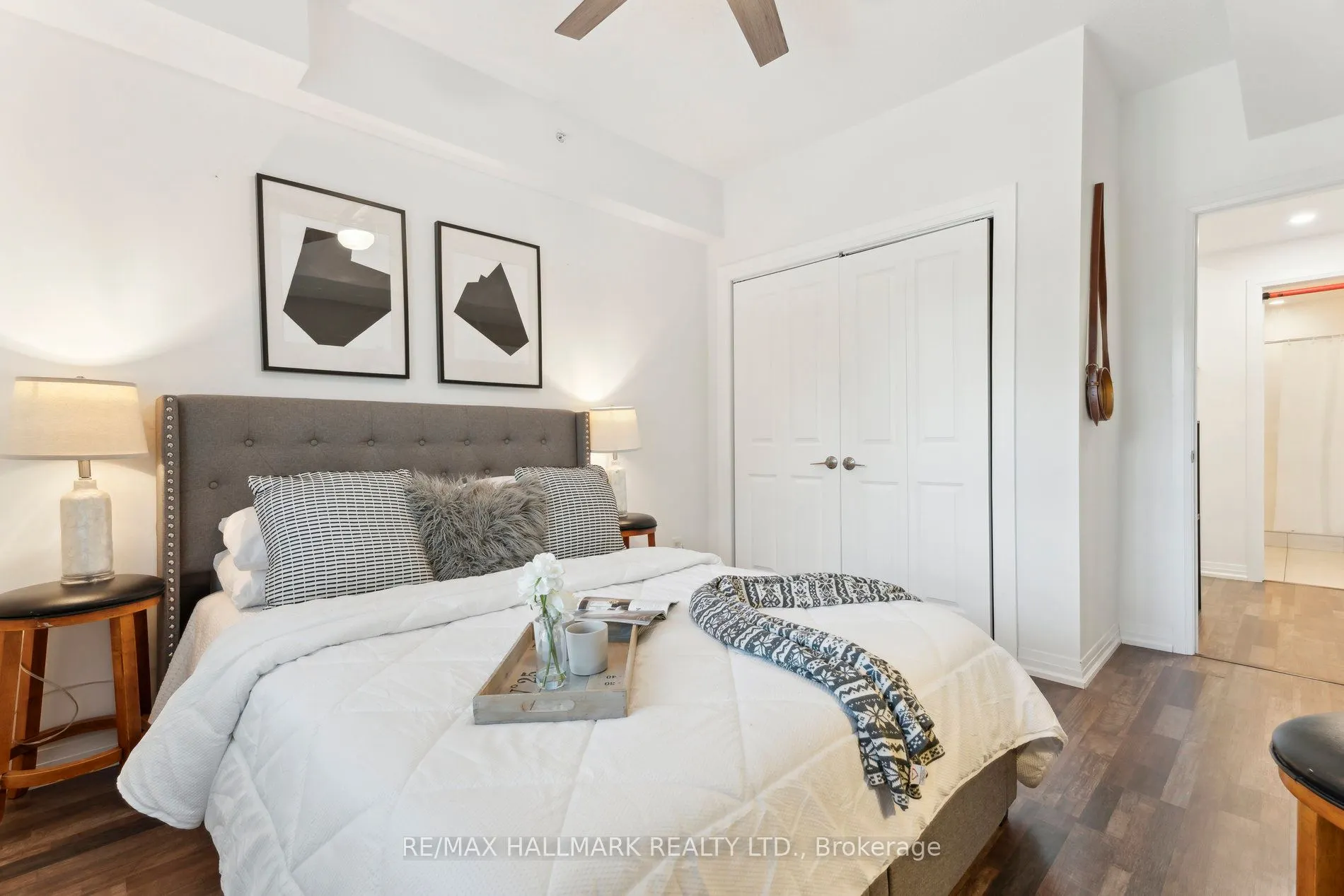 157 Wellington Street E, #304