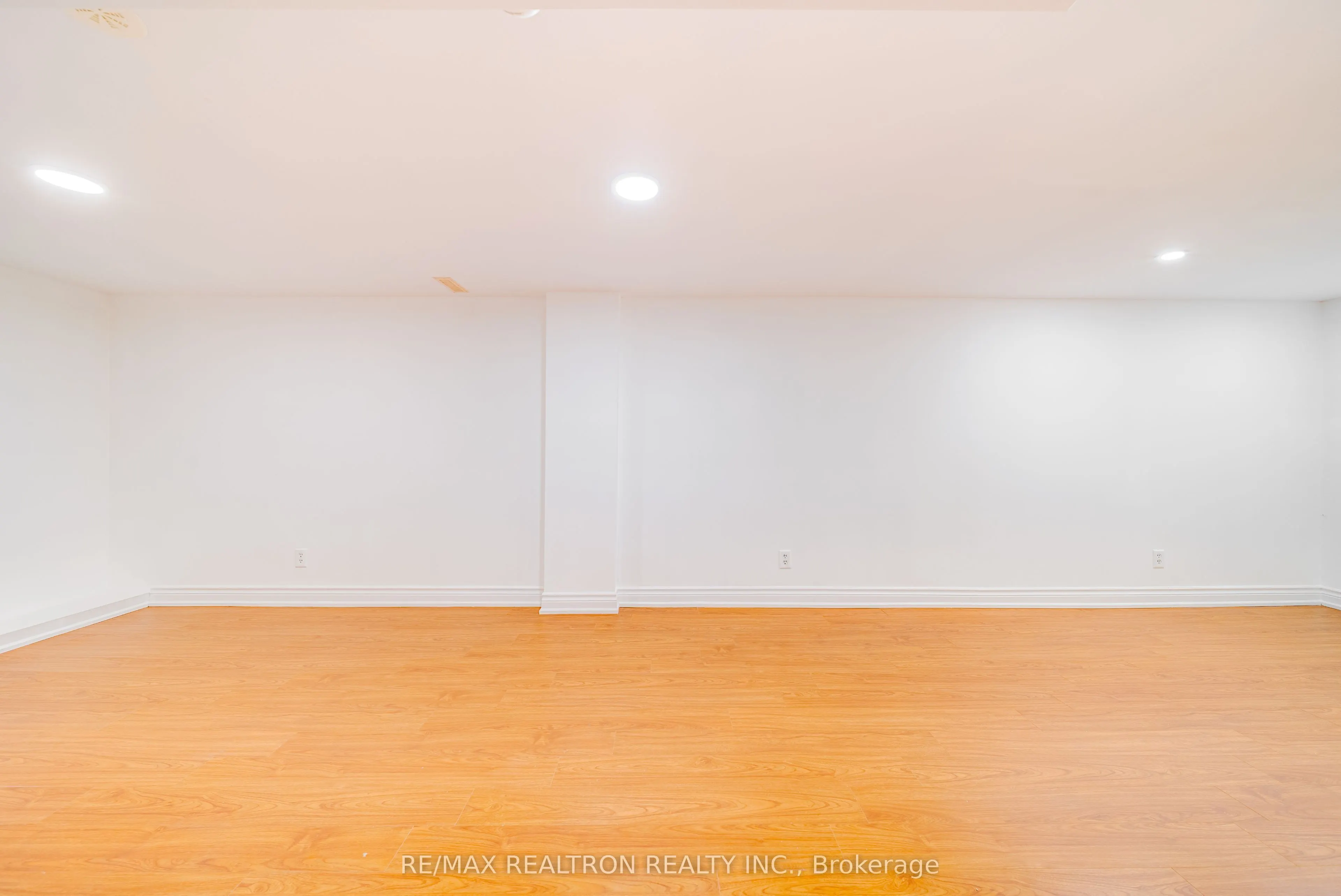 699 Jackson Court