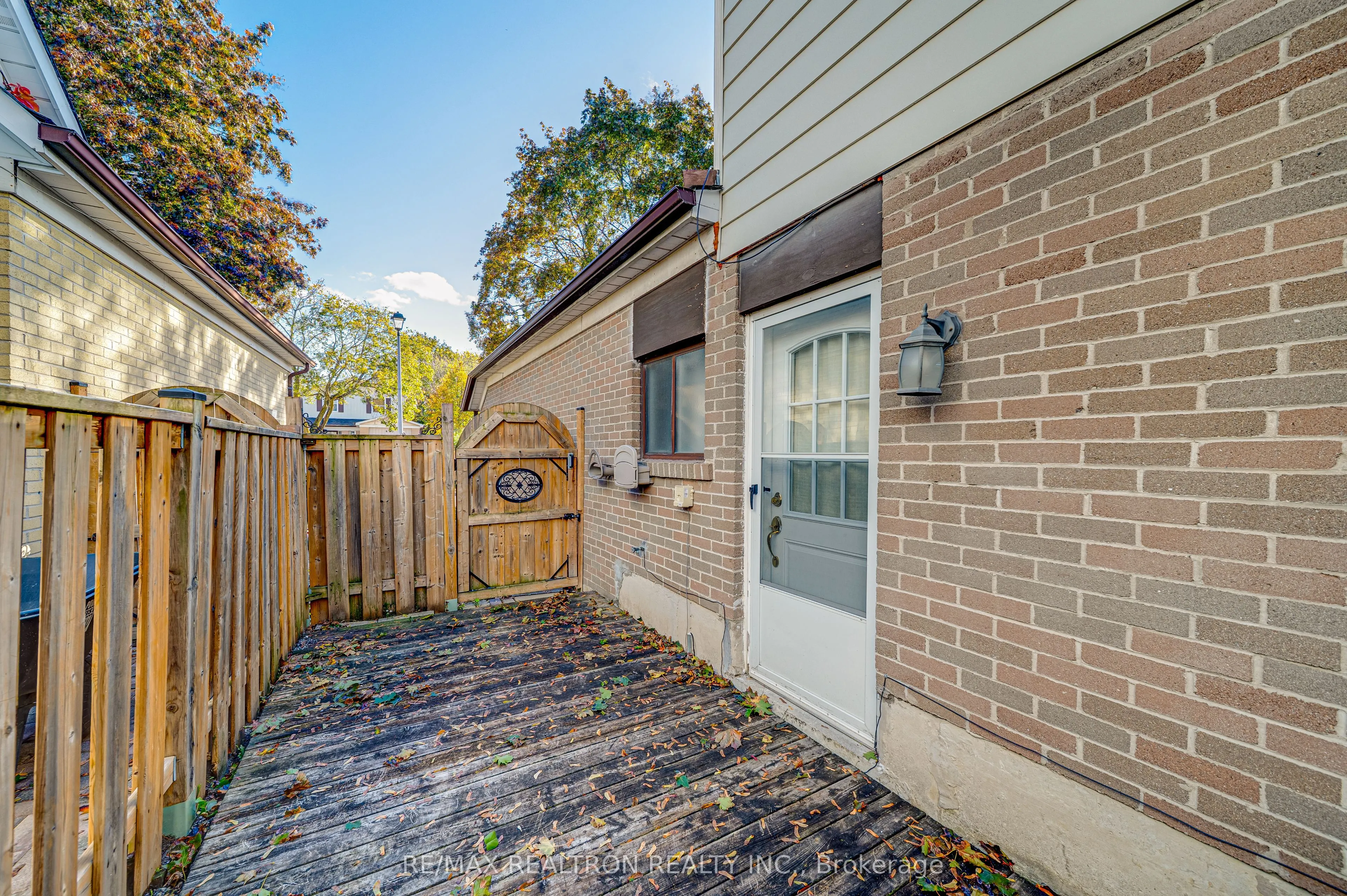 699 Jackson Court