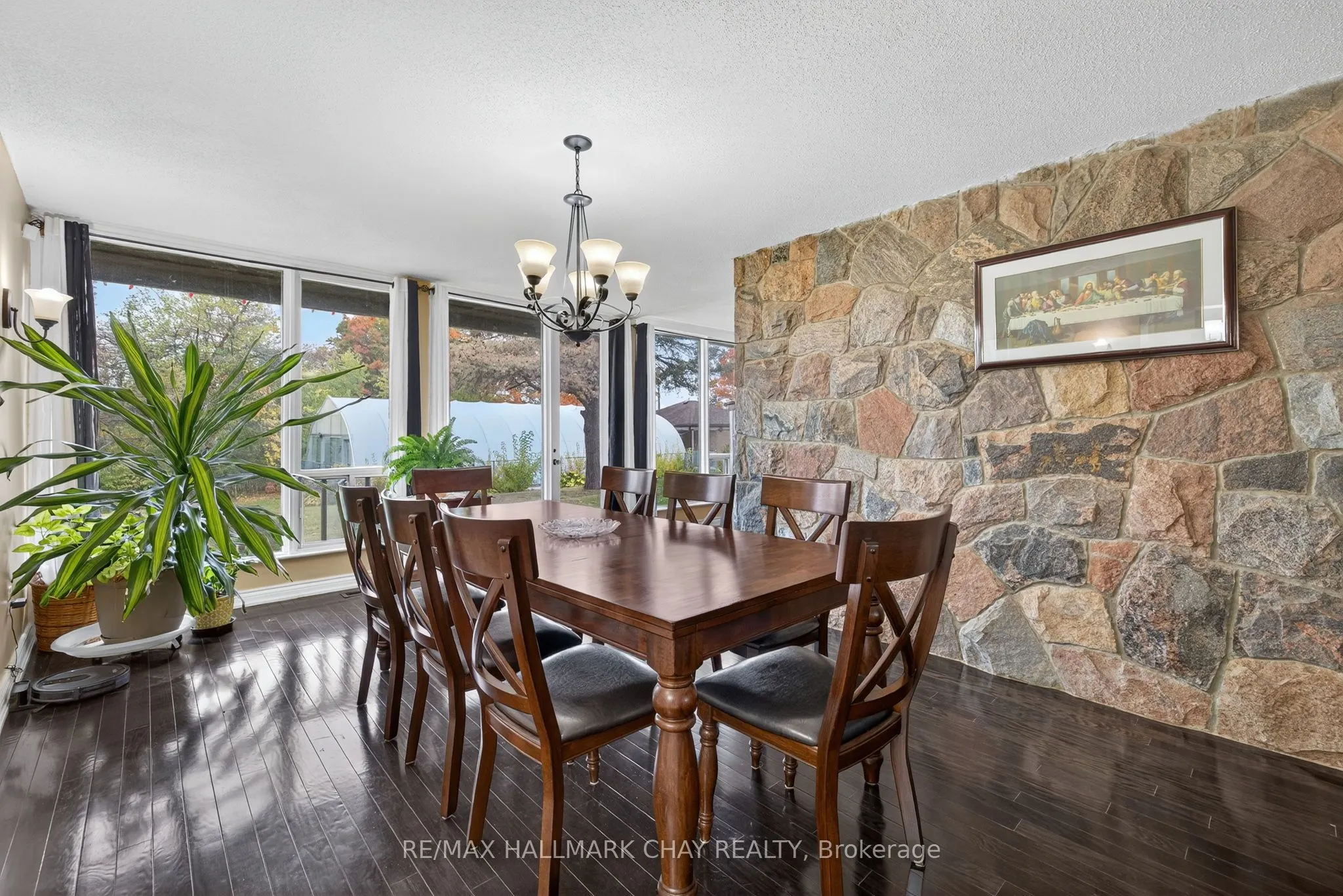39 Highfield Crescent