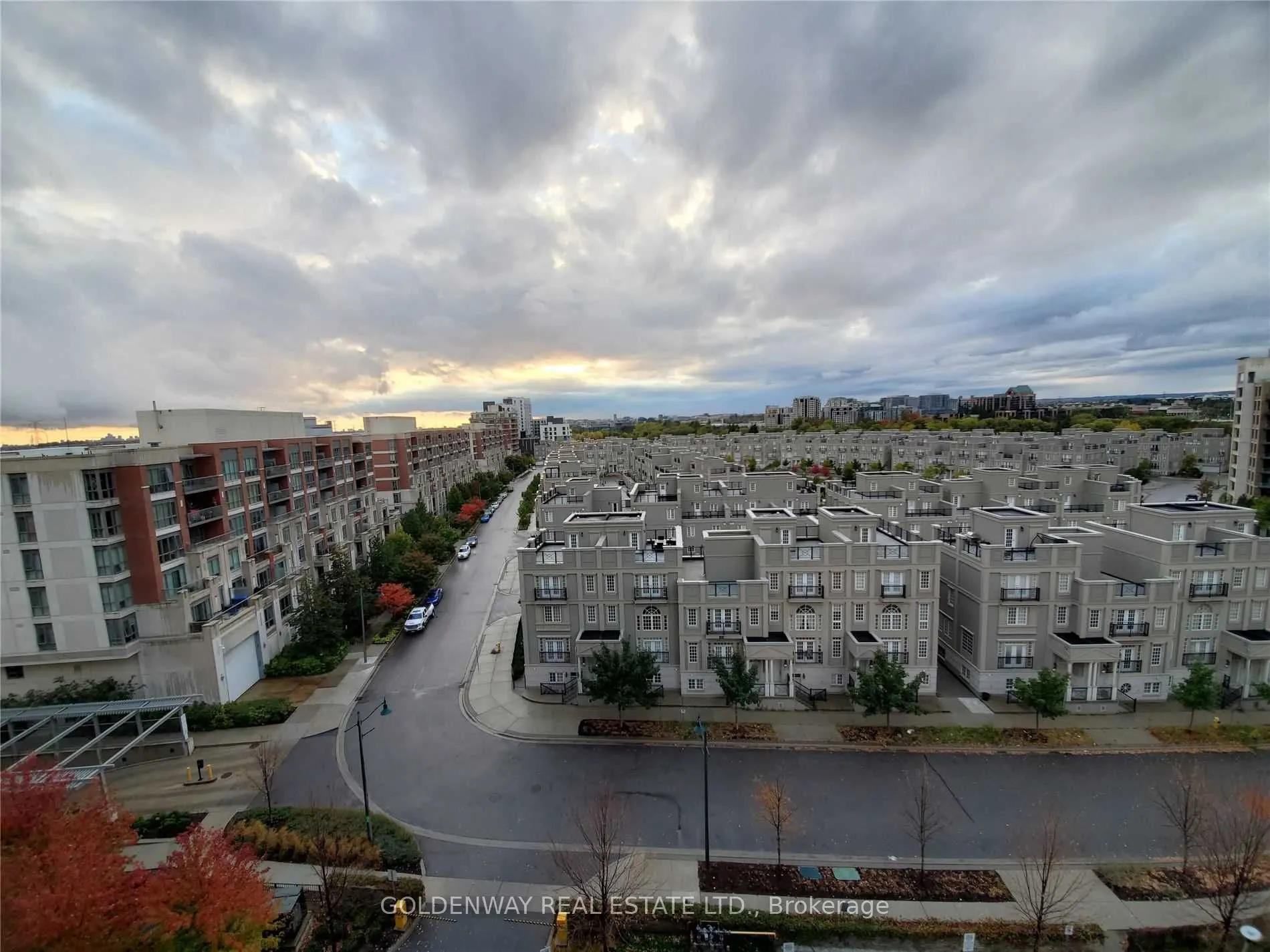 8110 Birchmount Road, #806
