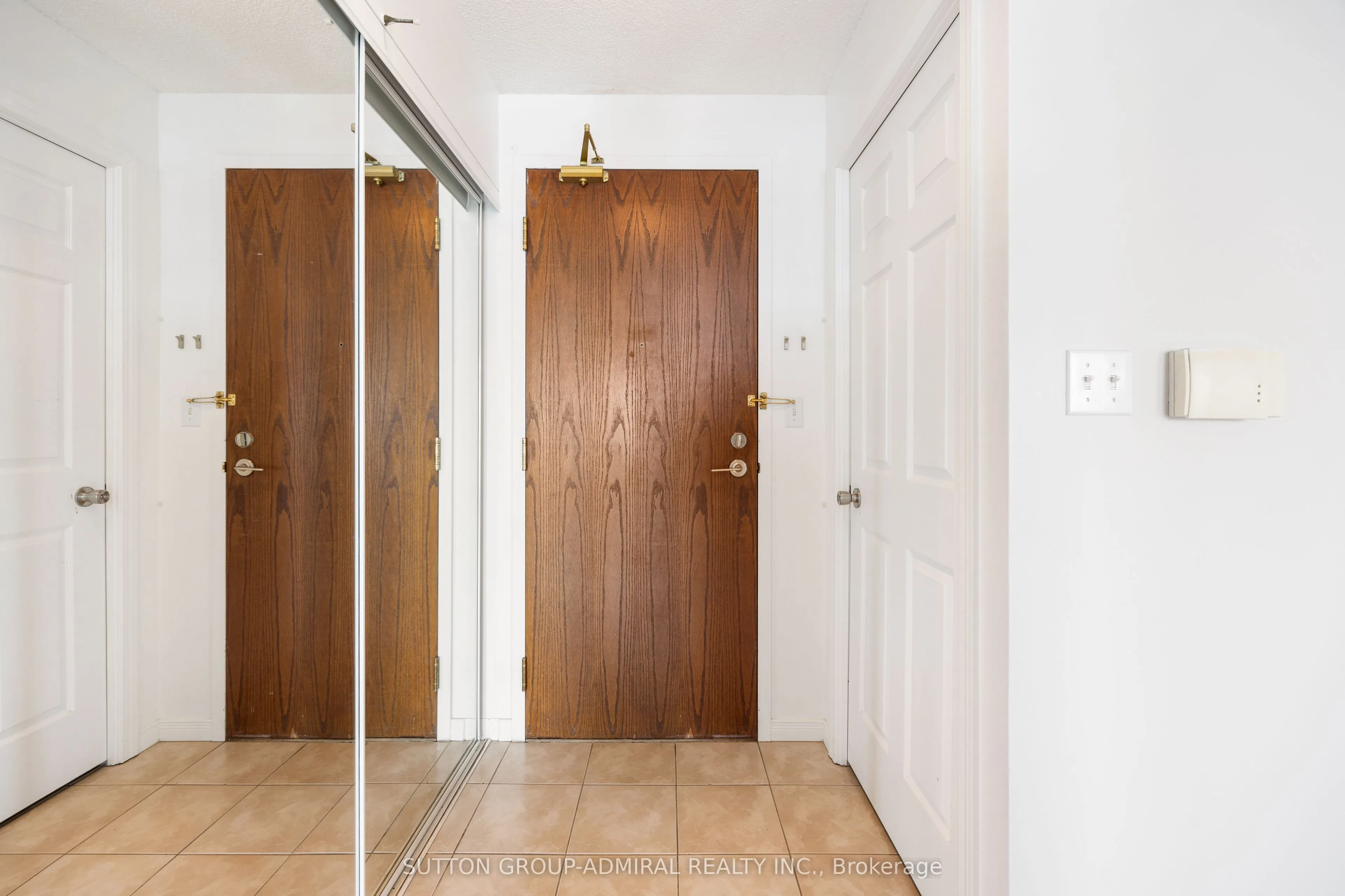 3 Ellesmere Street, #PH18