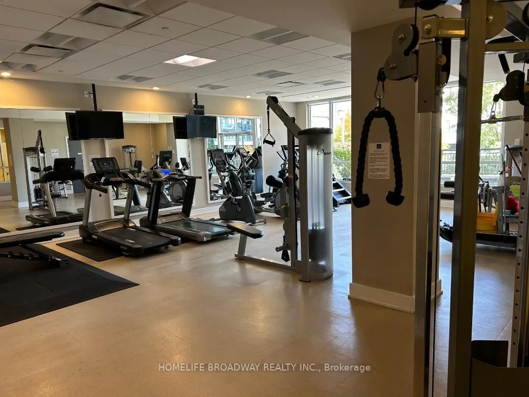 376 Highway 7 E, #511