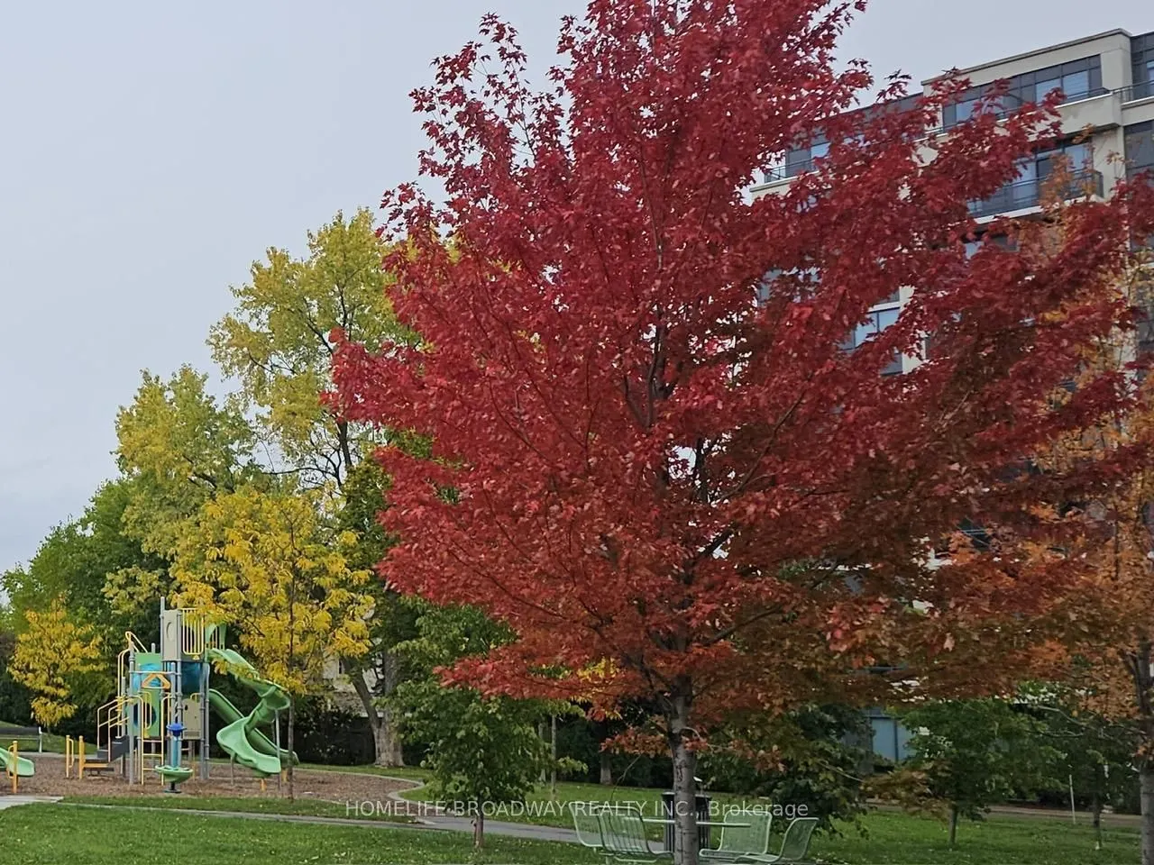 376 Highway 7 E, #511