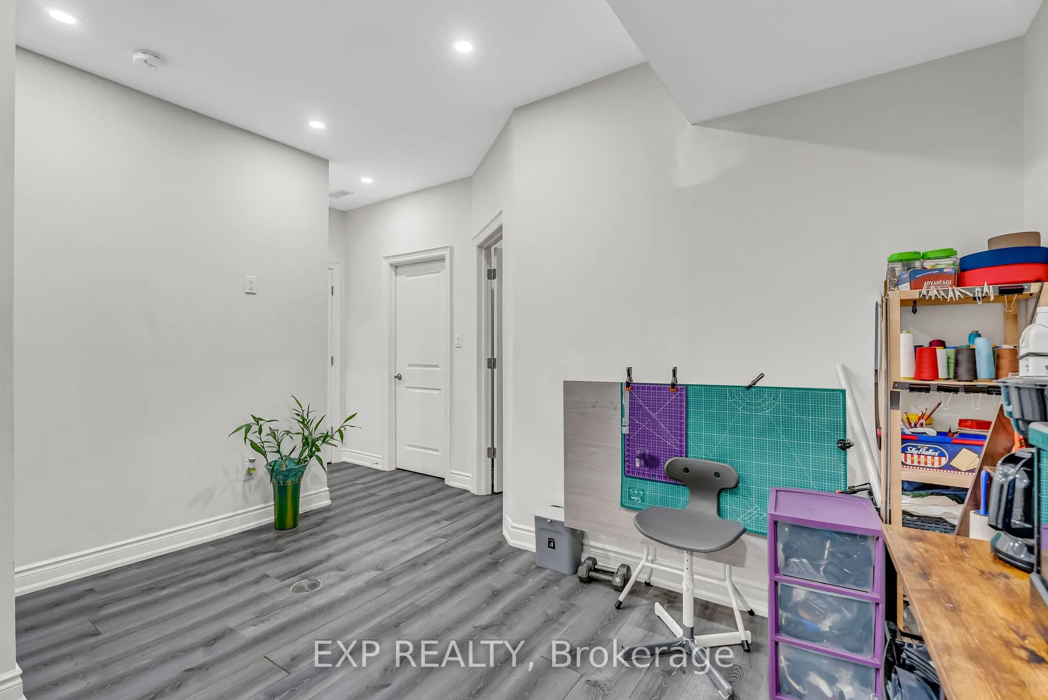 9548 Weston Road