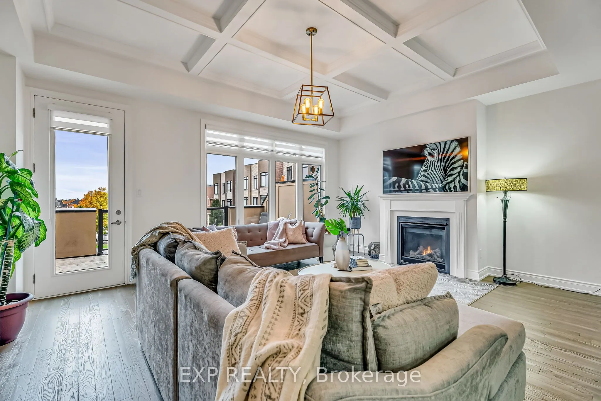 9548 Weston Road