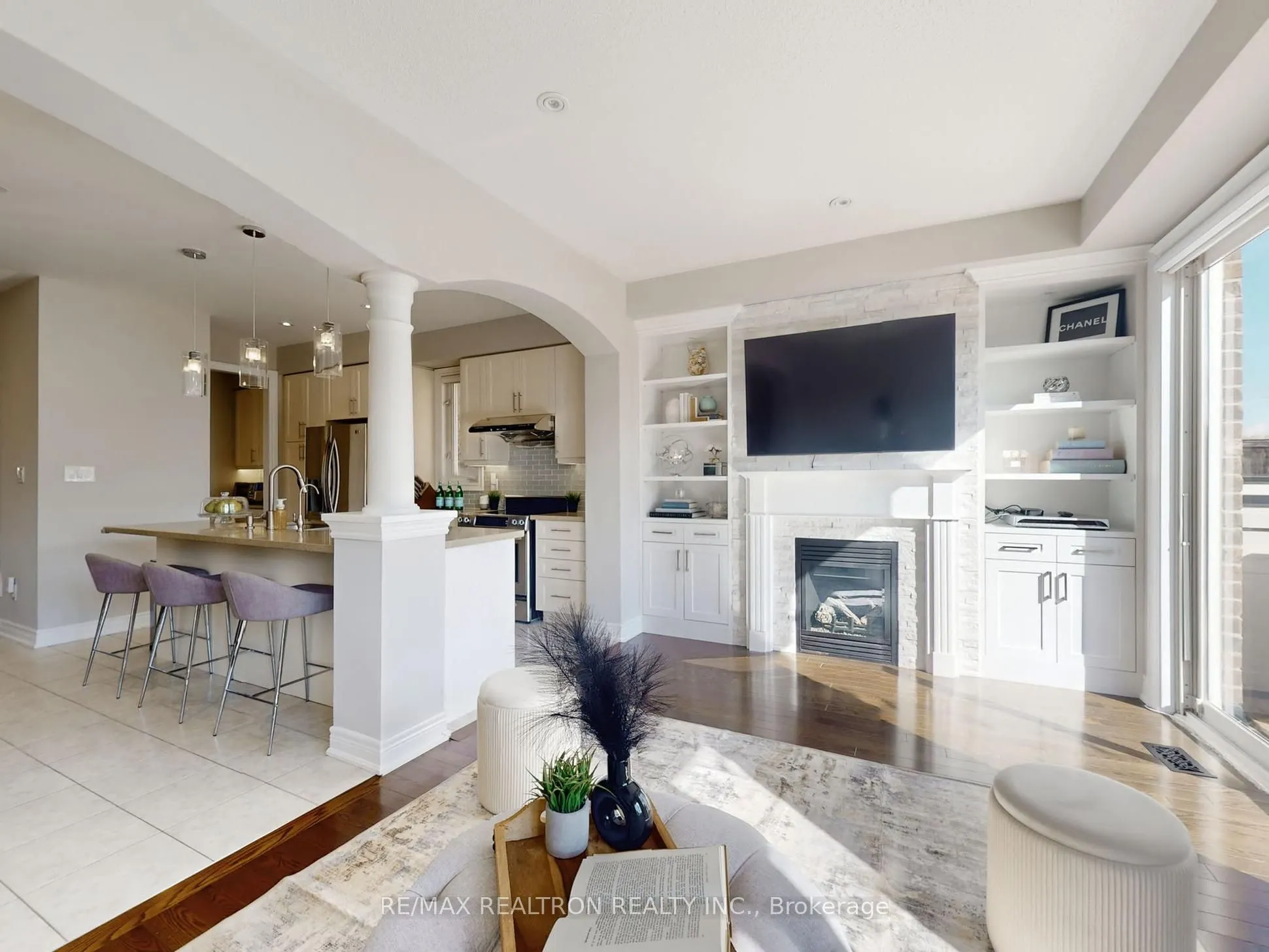 25 Walter Scott Crescent