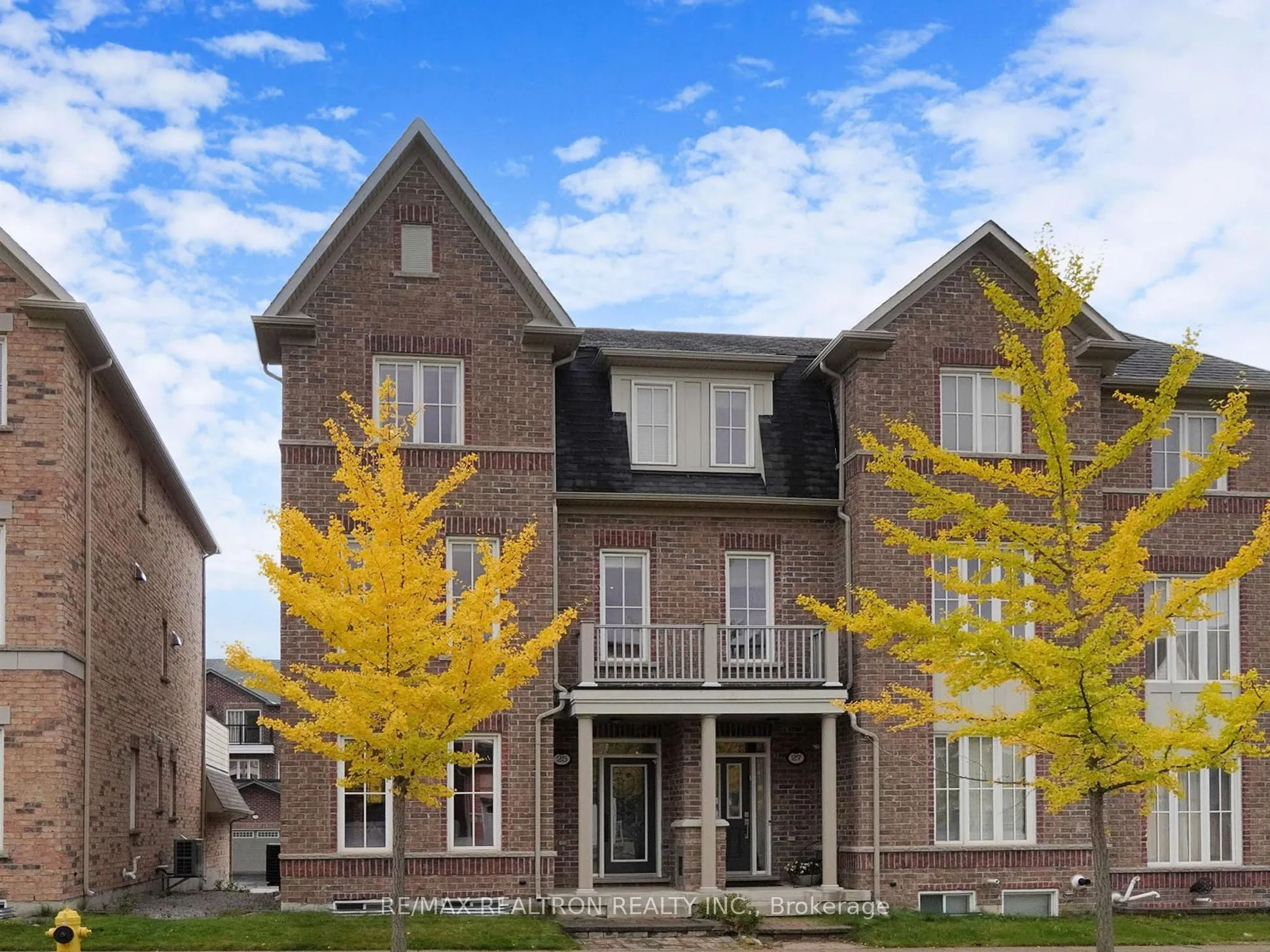 25 Walter Scott Crescent