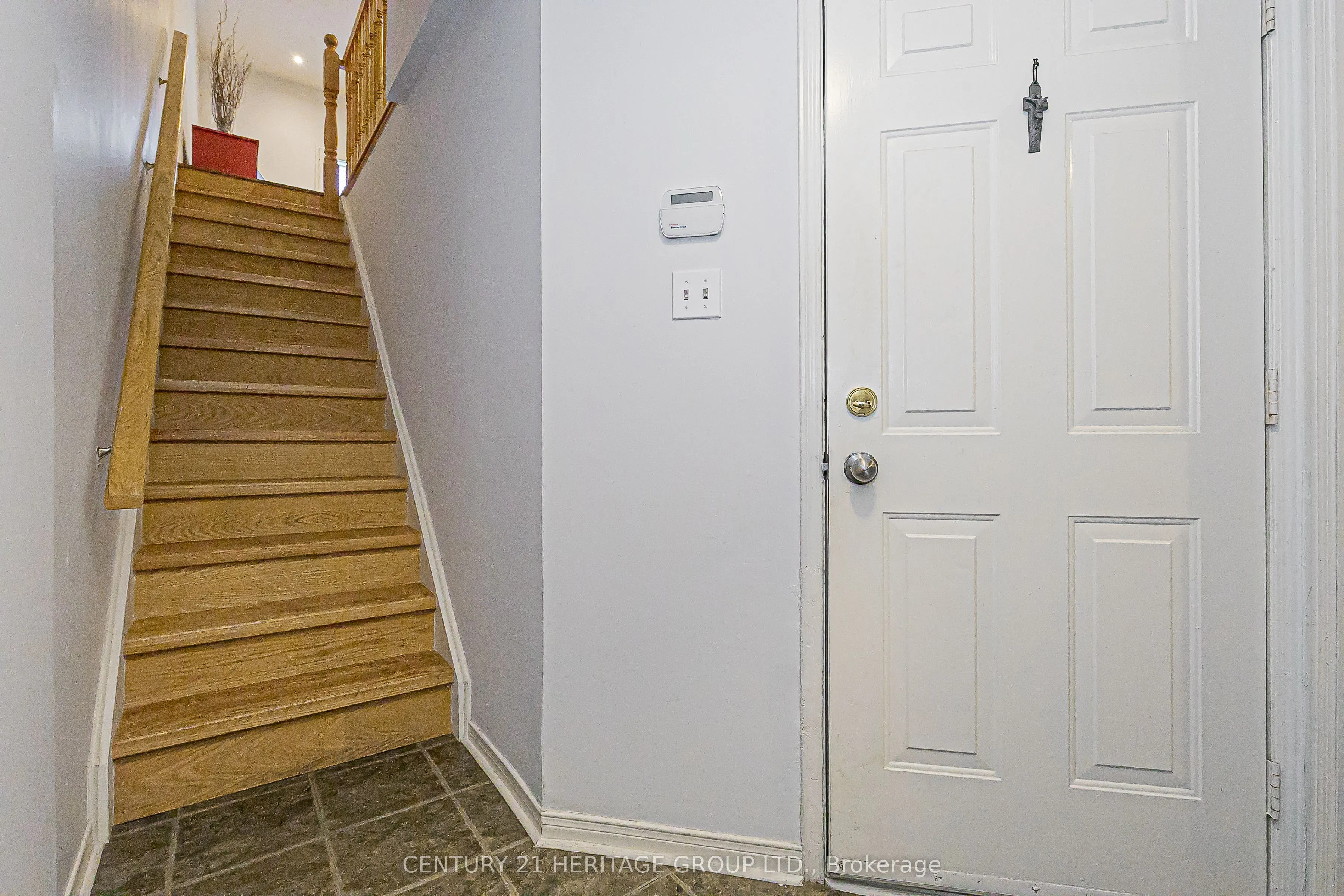 23 Observatory Lane, #66