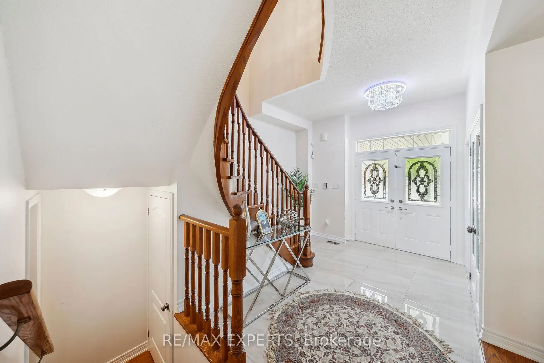 126 Josephine Road W