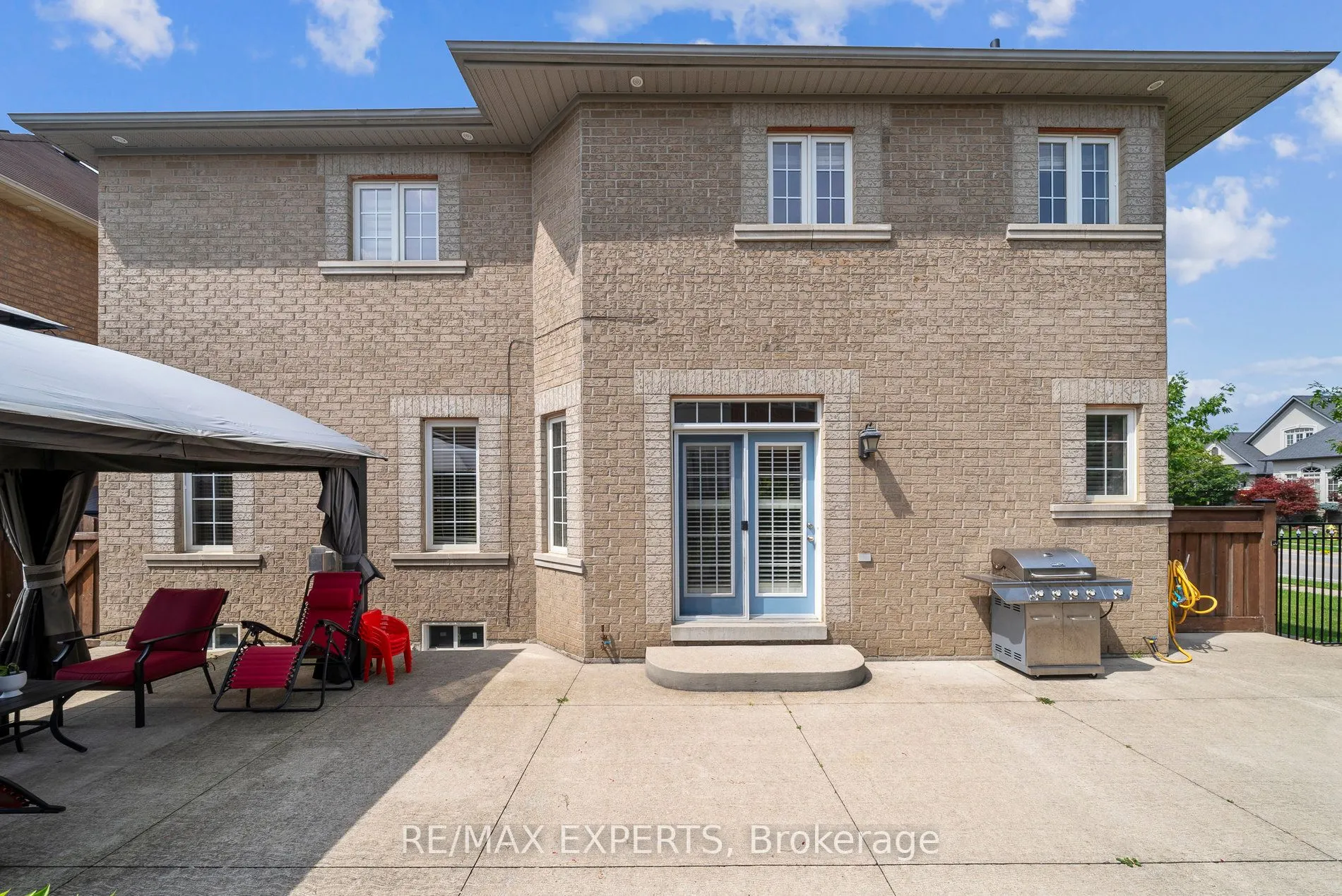 126 Josephine Road W