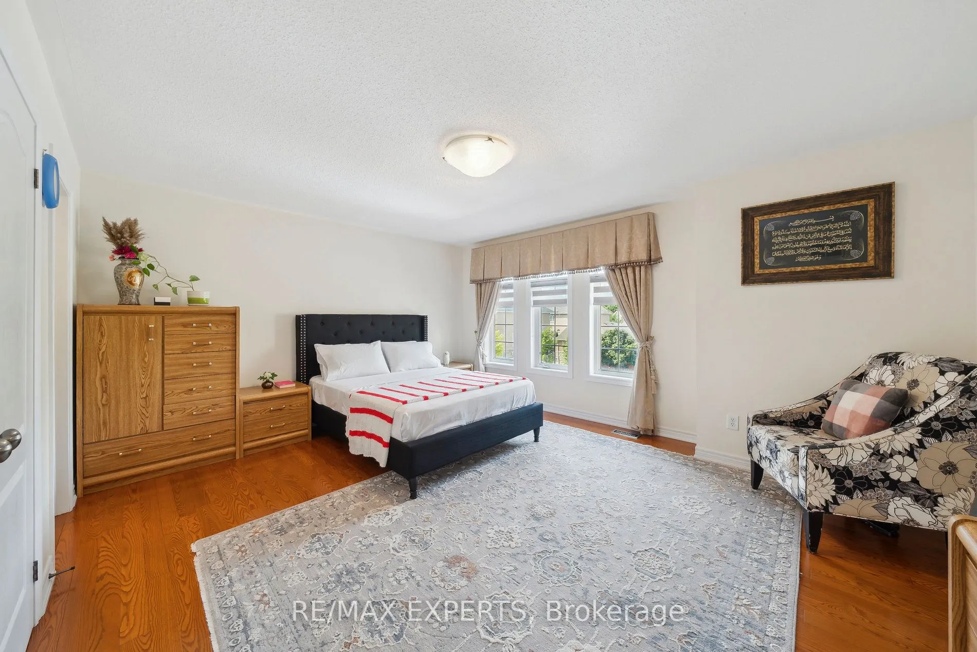 126 Josephine Road W
