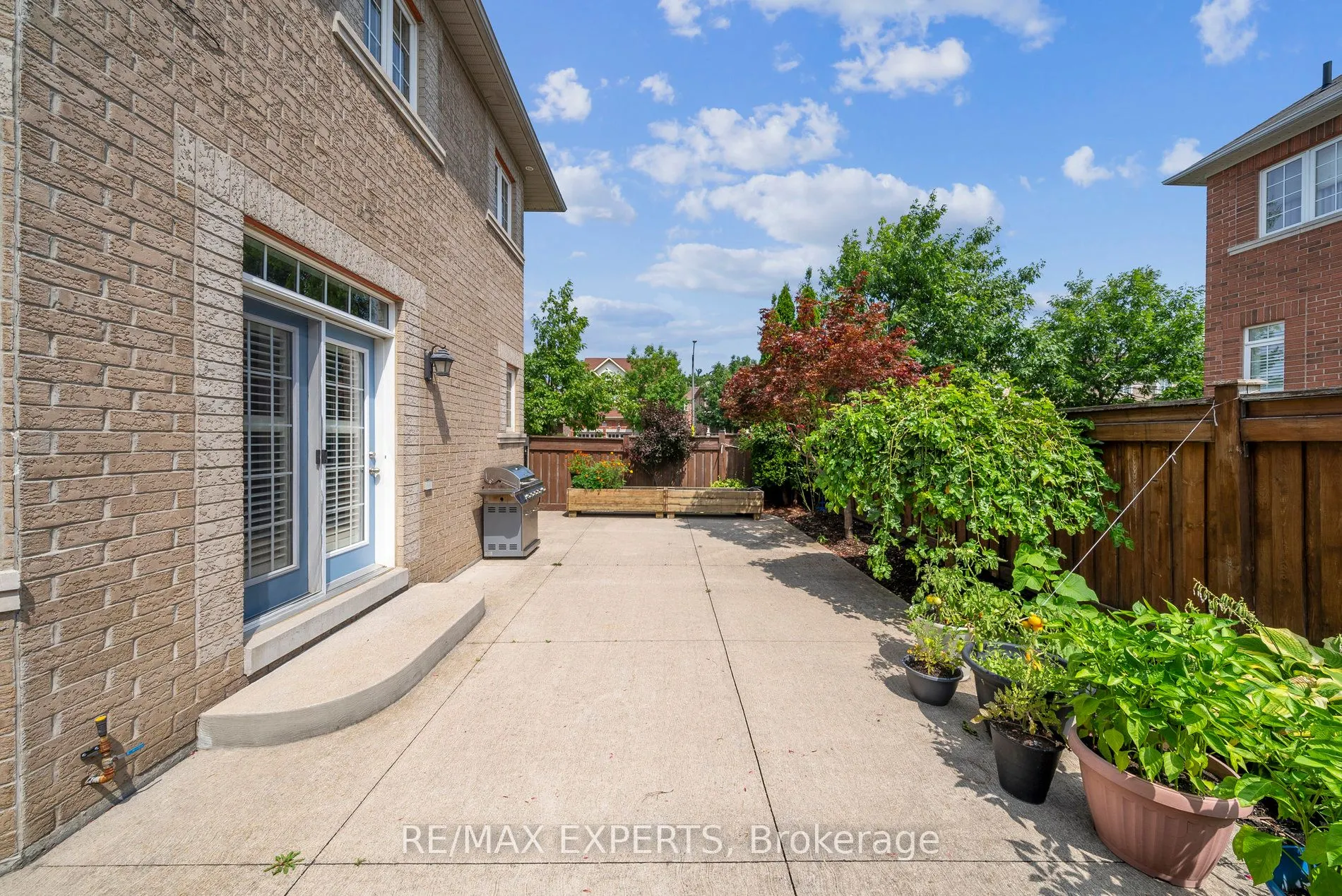 126 Josephine Road W