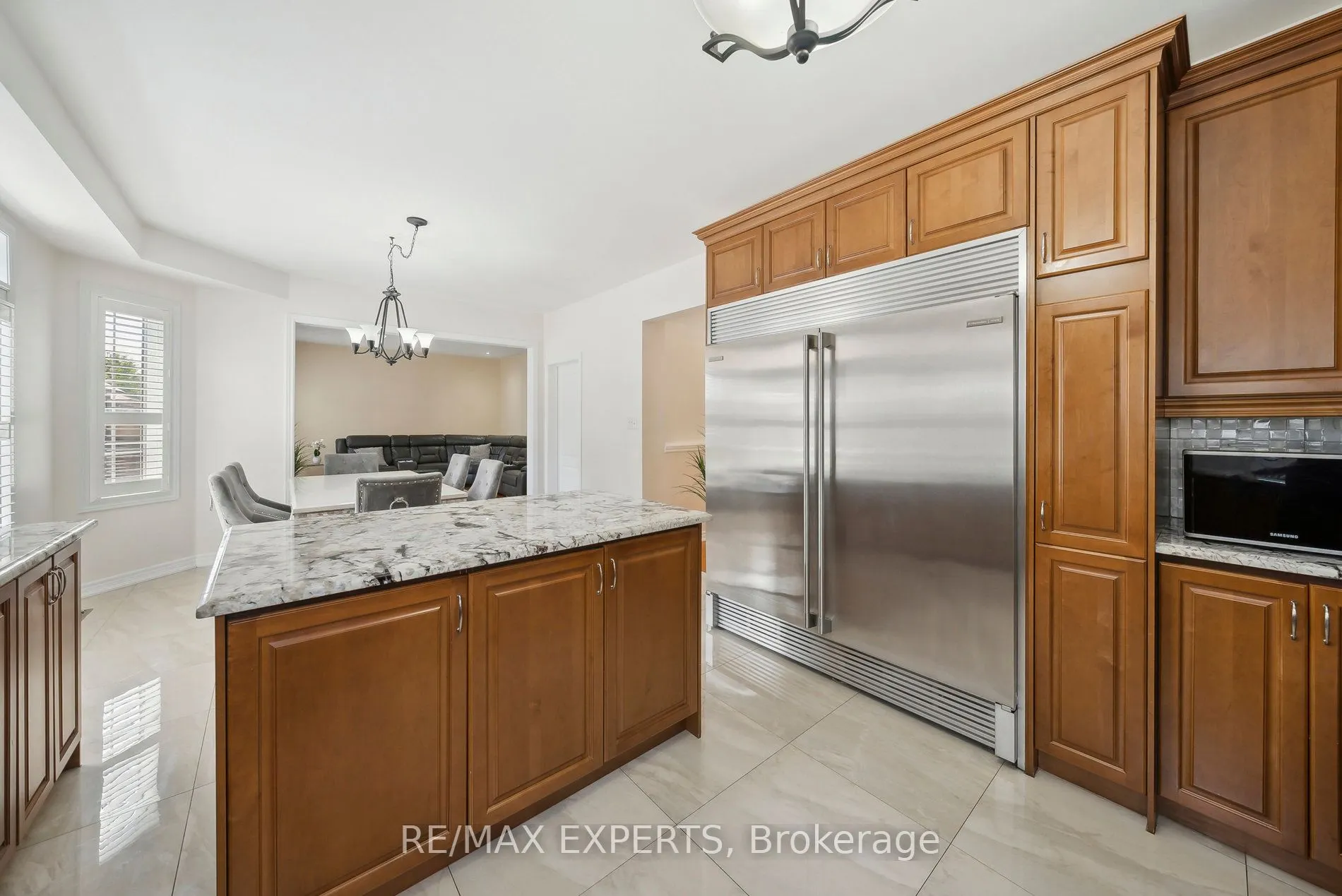 126 Josephine Road W