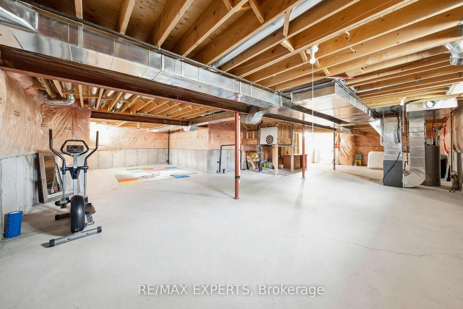 126 Josephine Road W