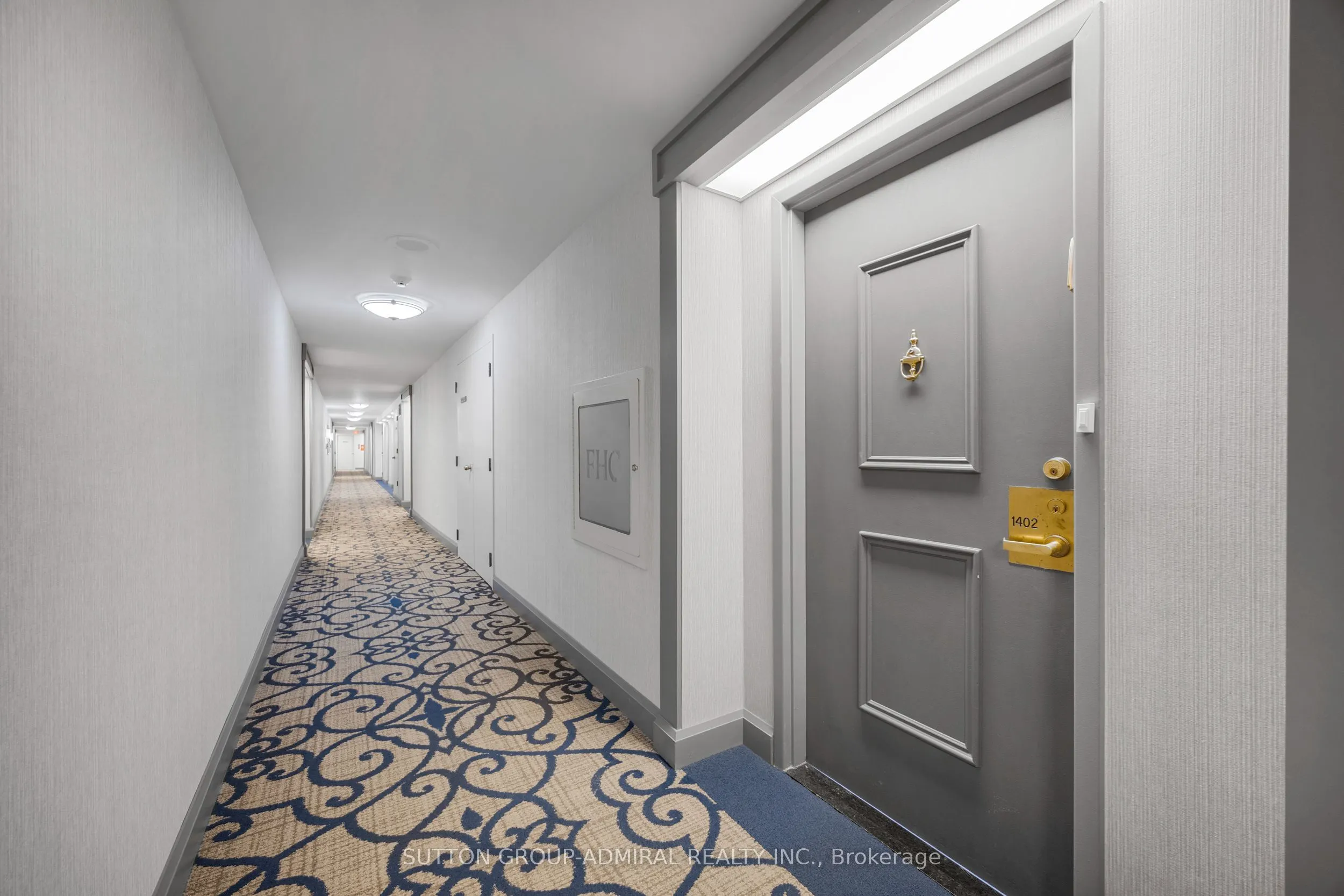 343 Clark Avenue W, #1402