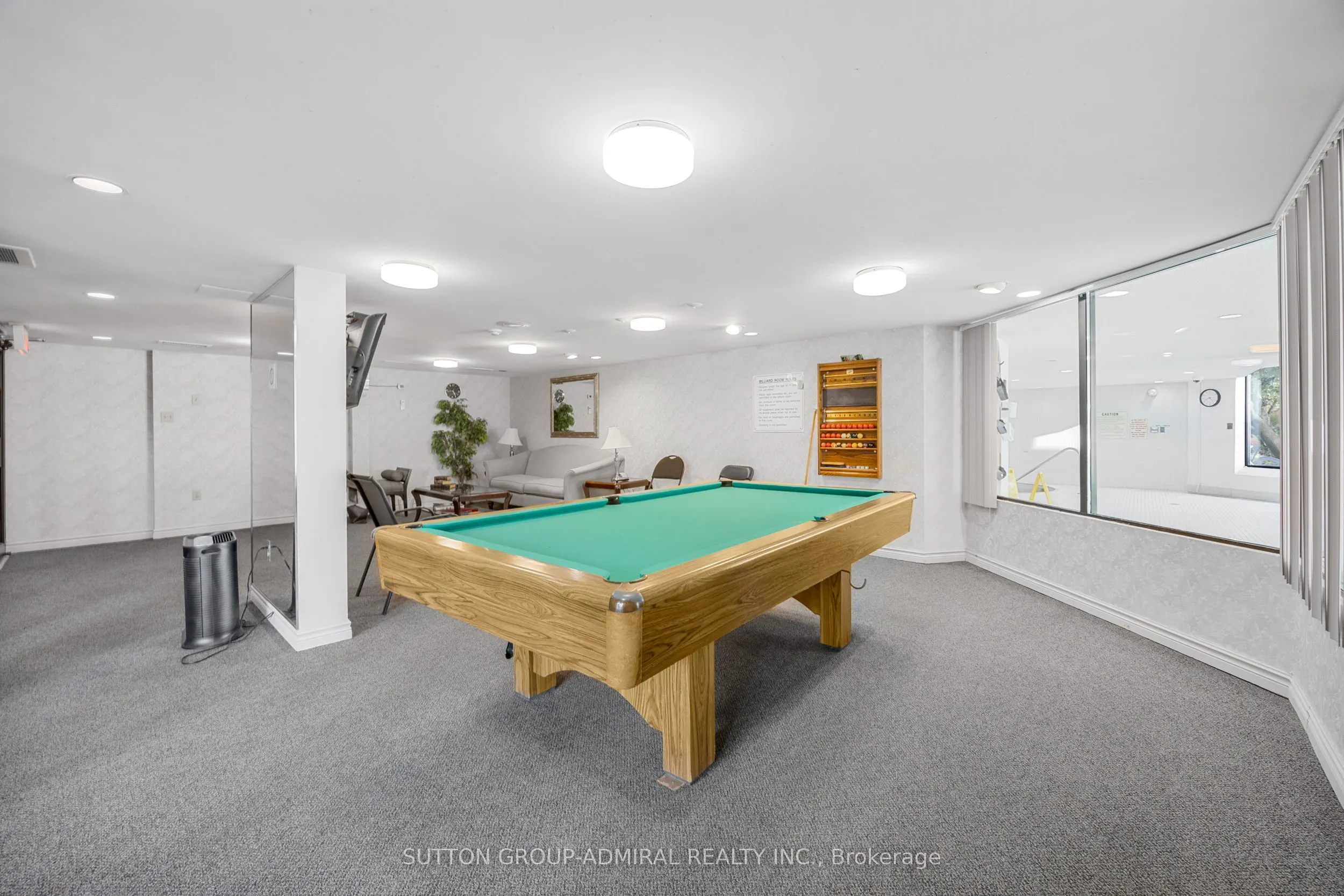 343 Clark Avenue W, #1402