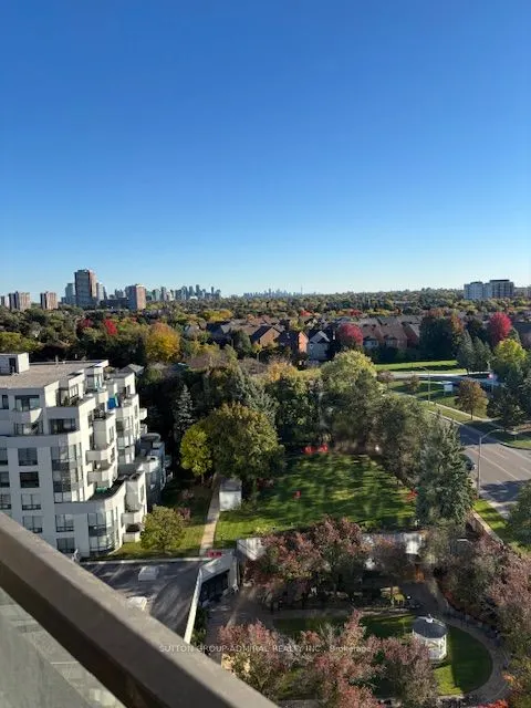 343 Clark Avenue W, #1402