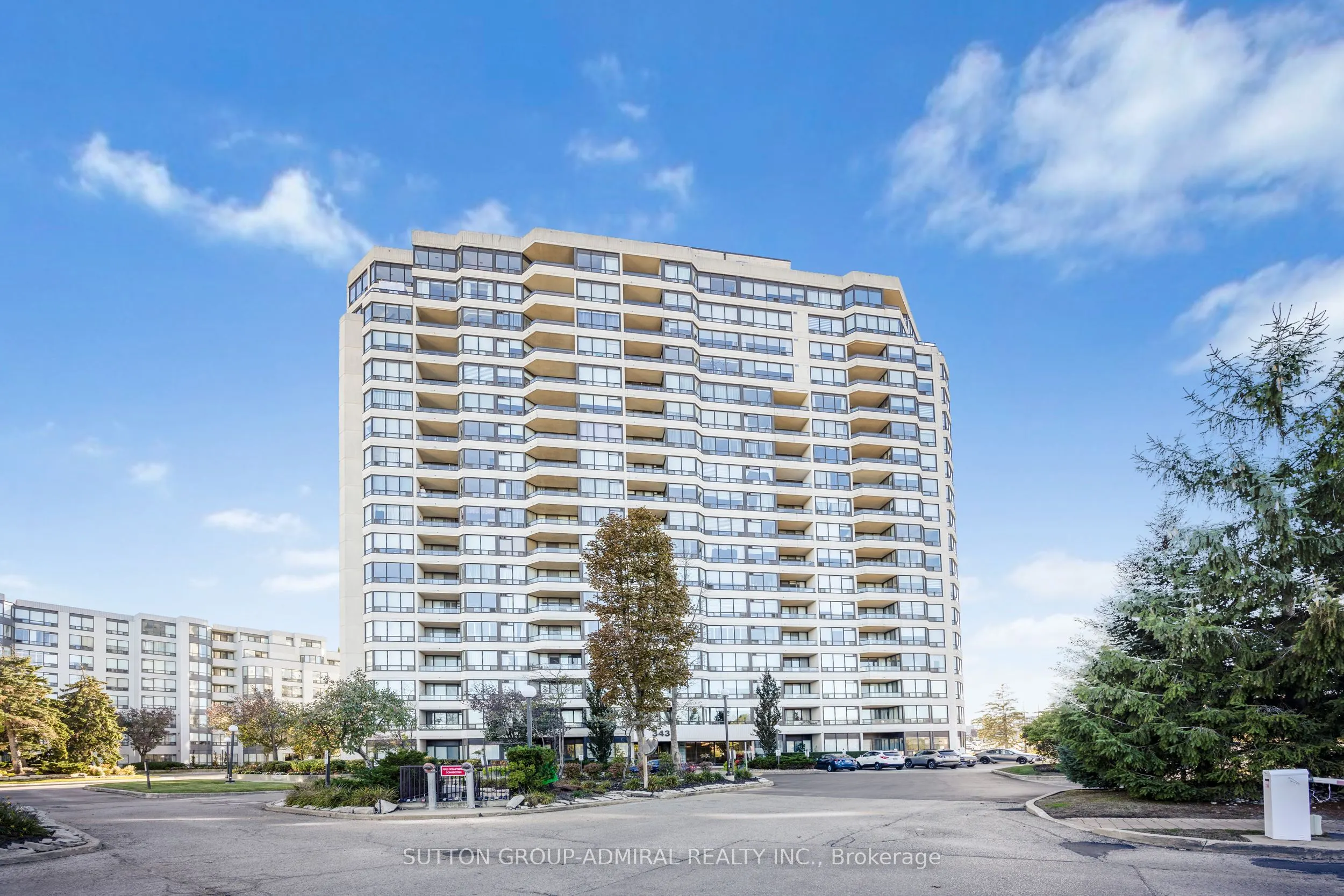 343 Clark Avenue W, #1402