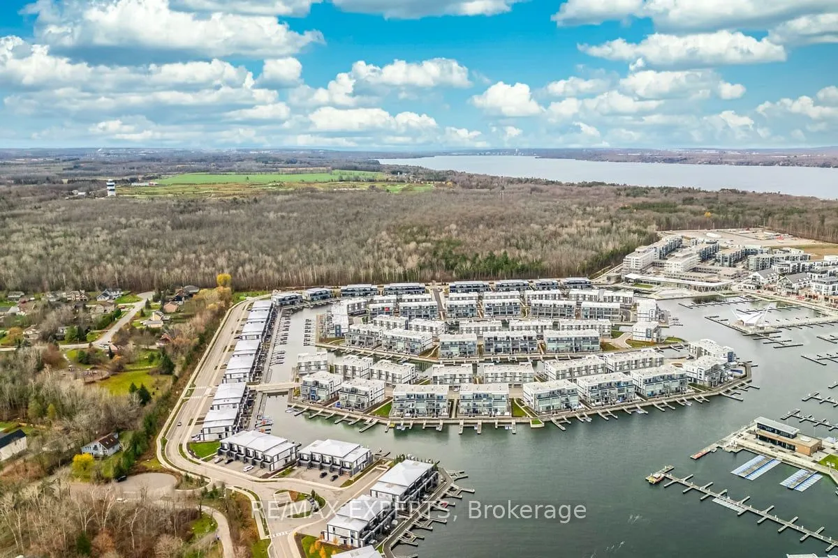 415 Sea Ray Avenue, #105