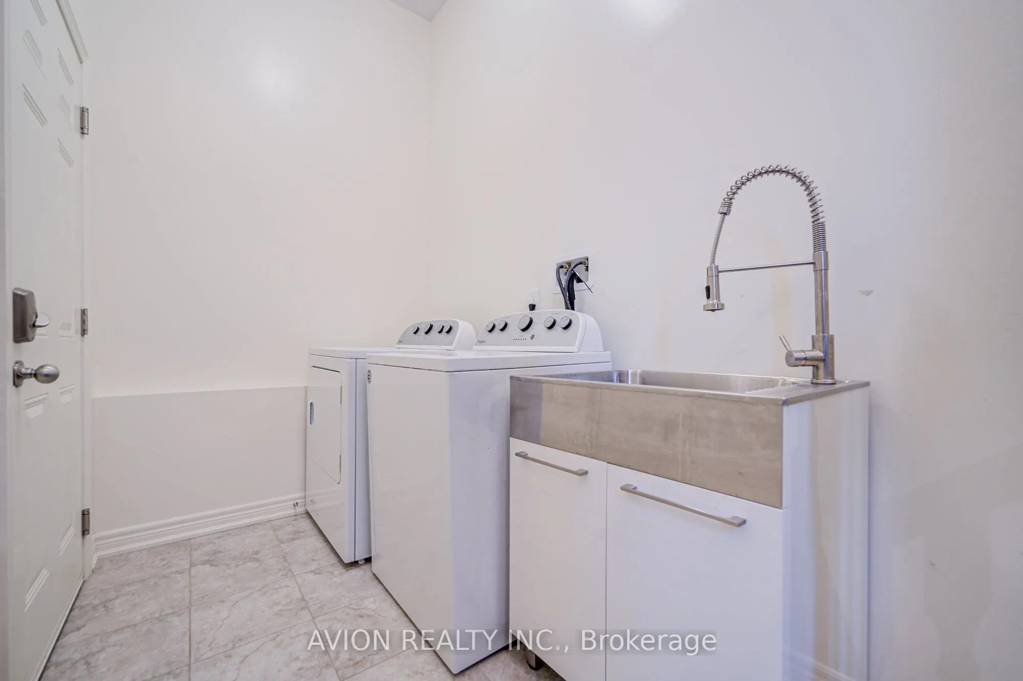 16 Callisto Lane
