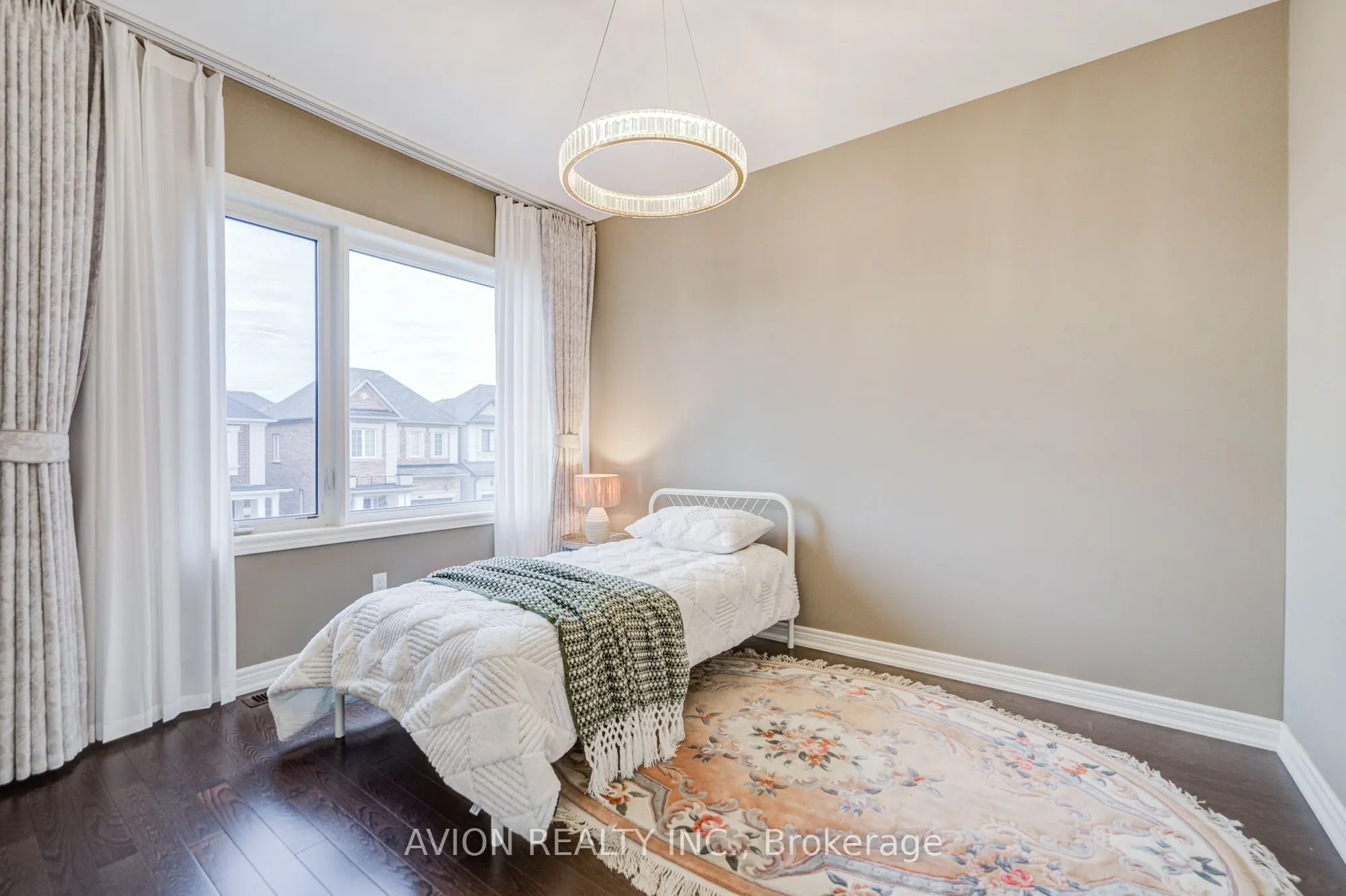 16 Callisto Lane