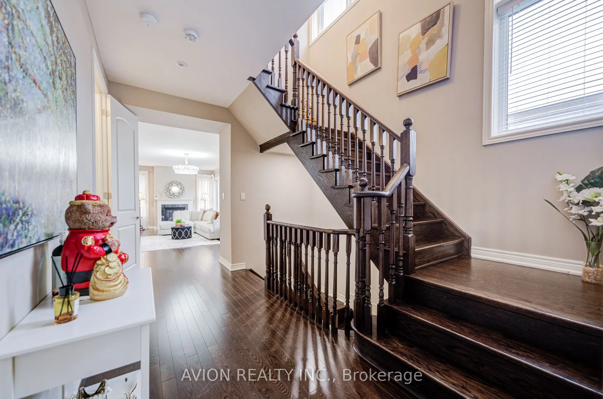 16 Callisto Lane