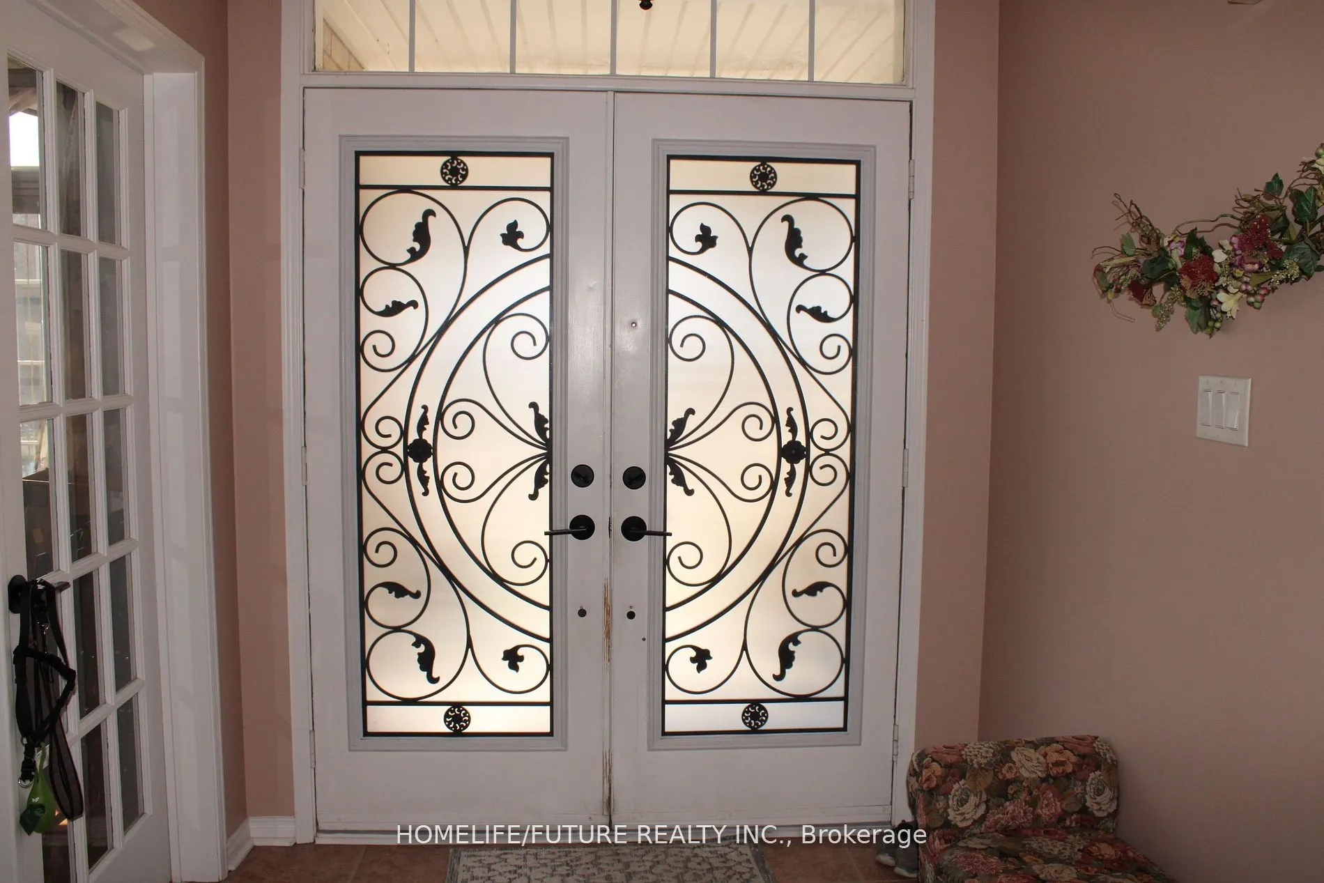 49 Mingay Avenue, #Main & 2nd Flr