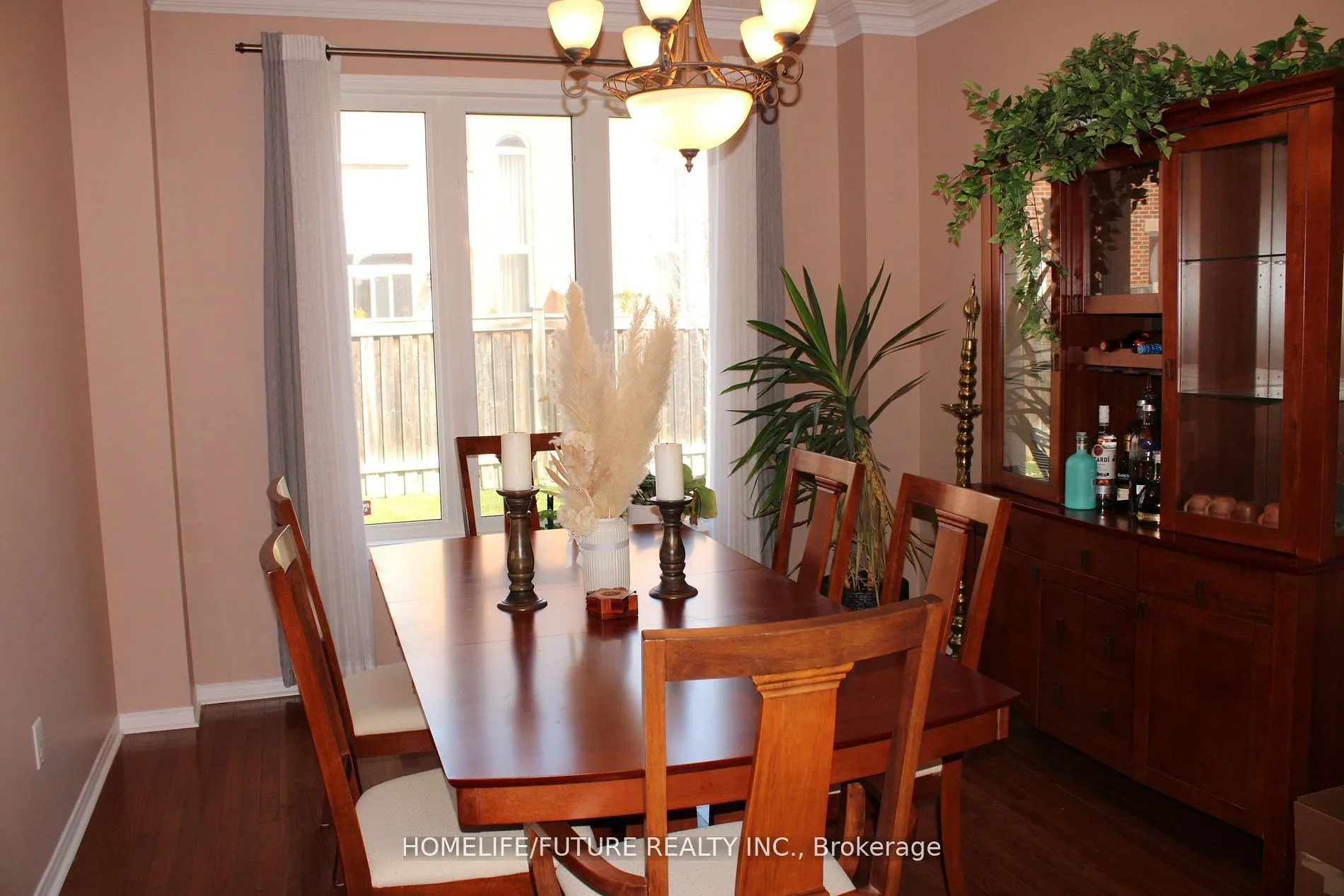 49 Mingay Avenue, #Main & 2nd Flr