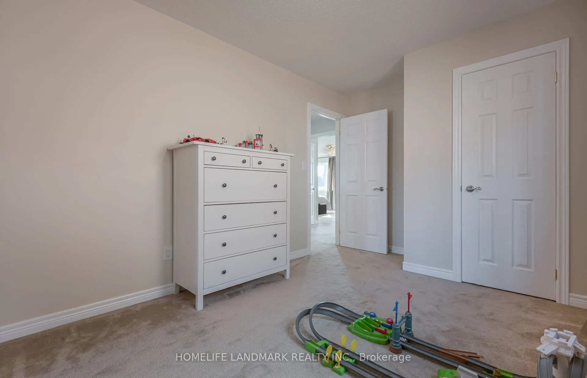 187 Colesbrook Road