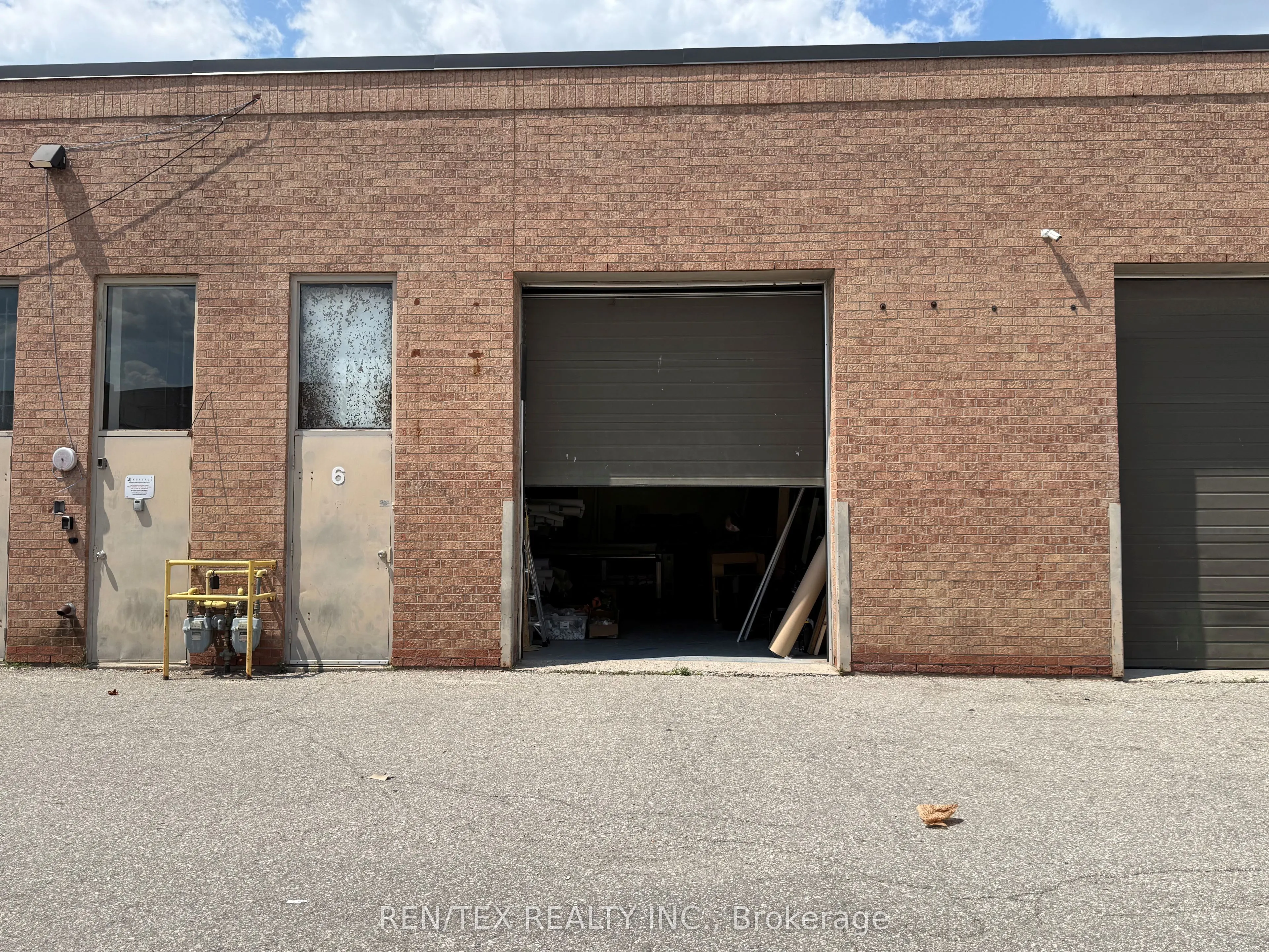 190 Marycroft Avenue, #6