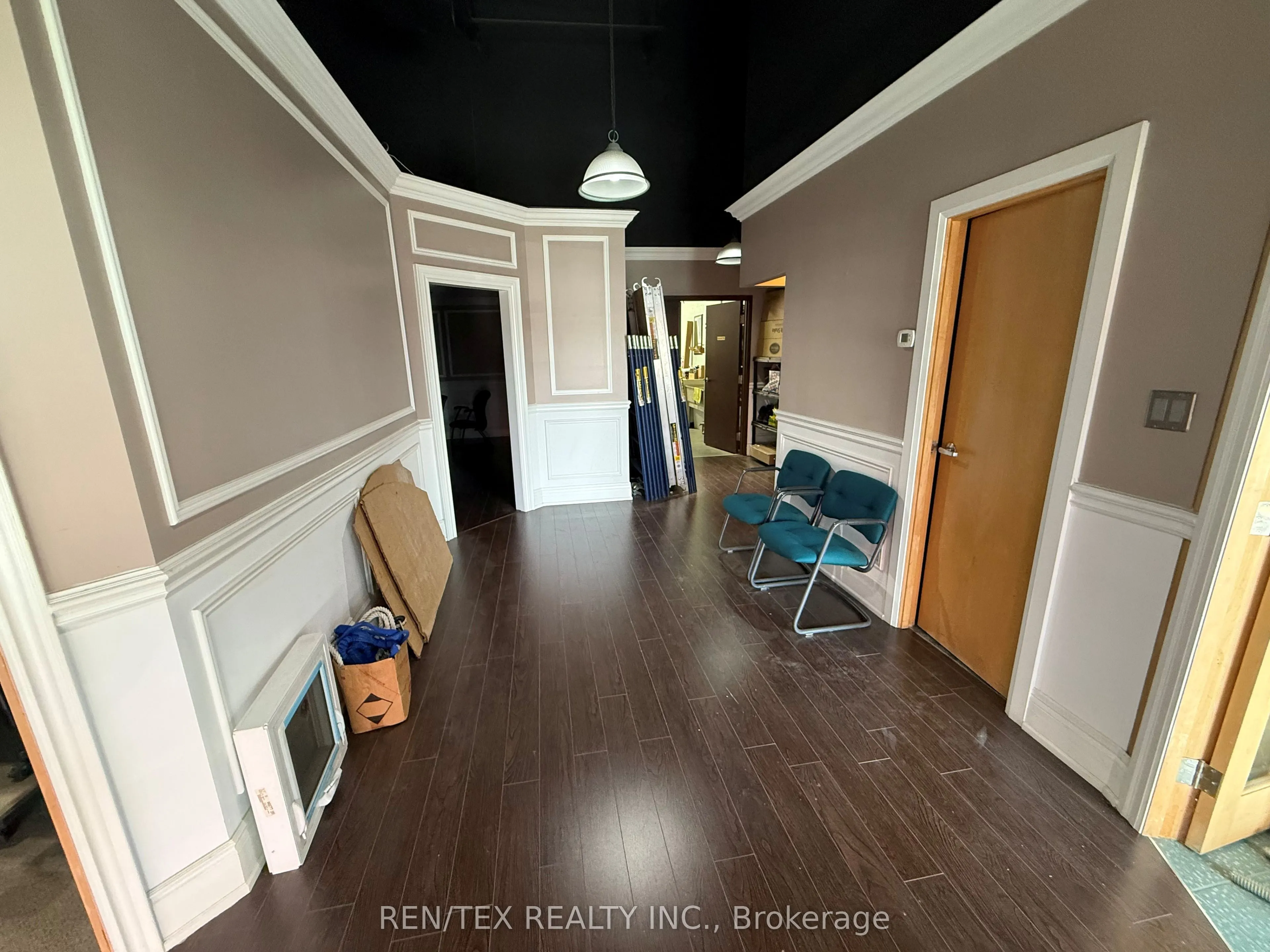 190 Marycroft Avenue, #6