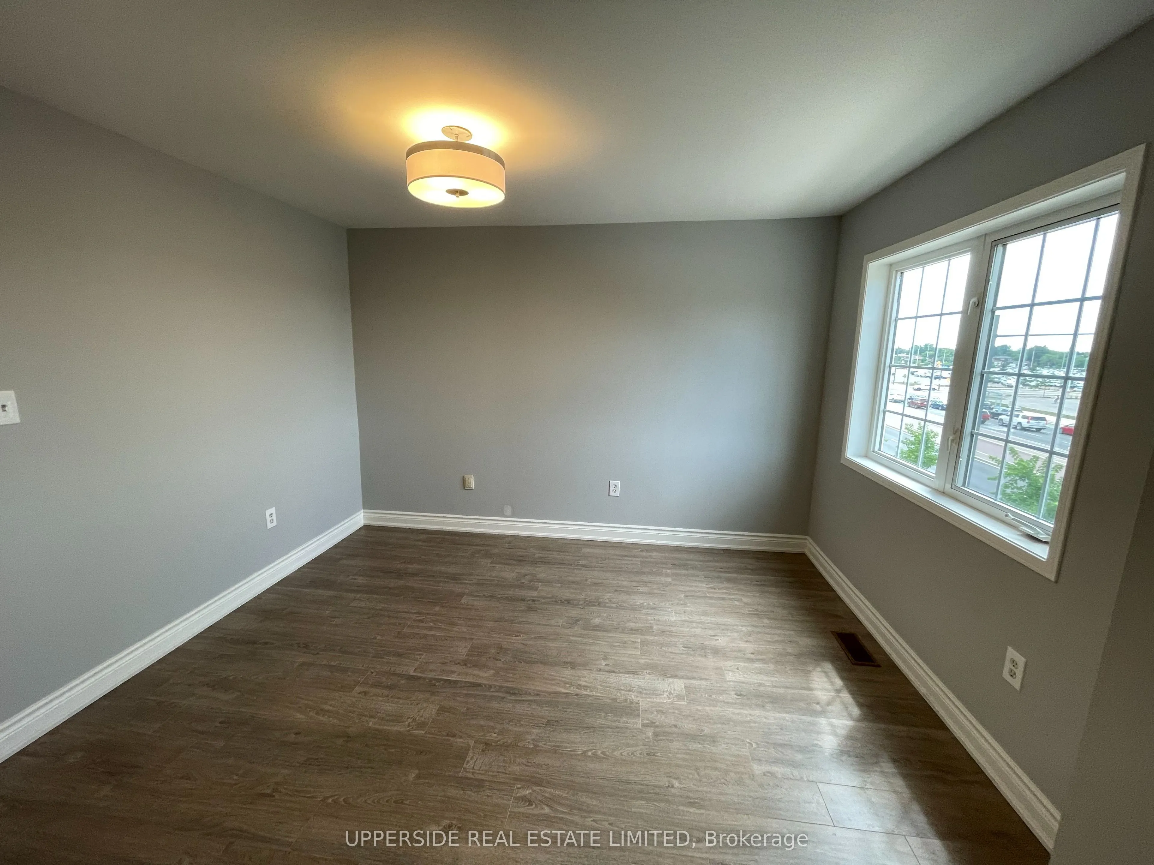 23 Observatory Lane, #10