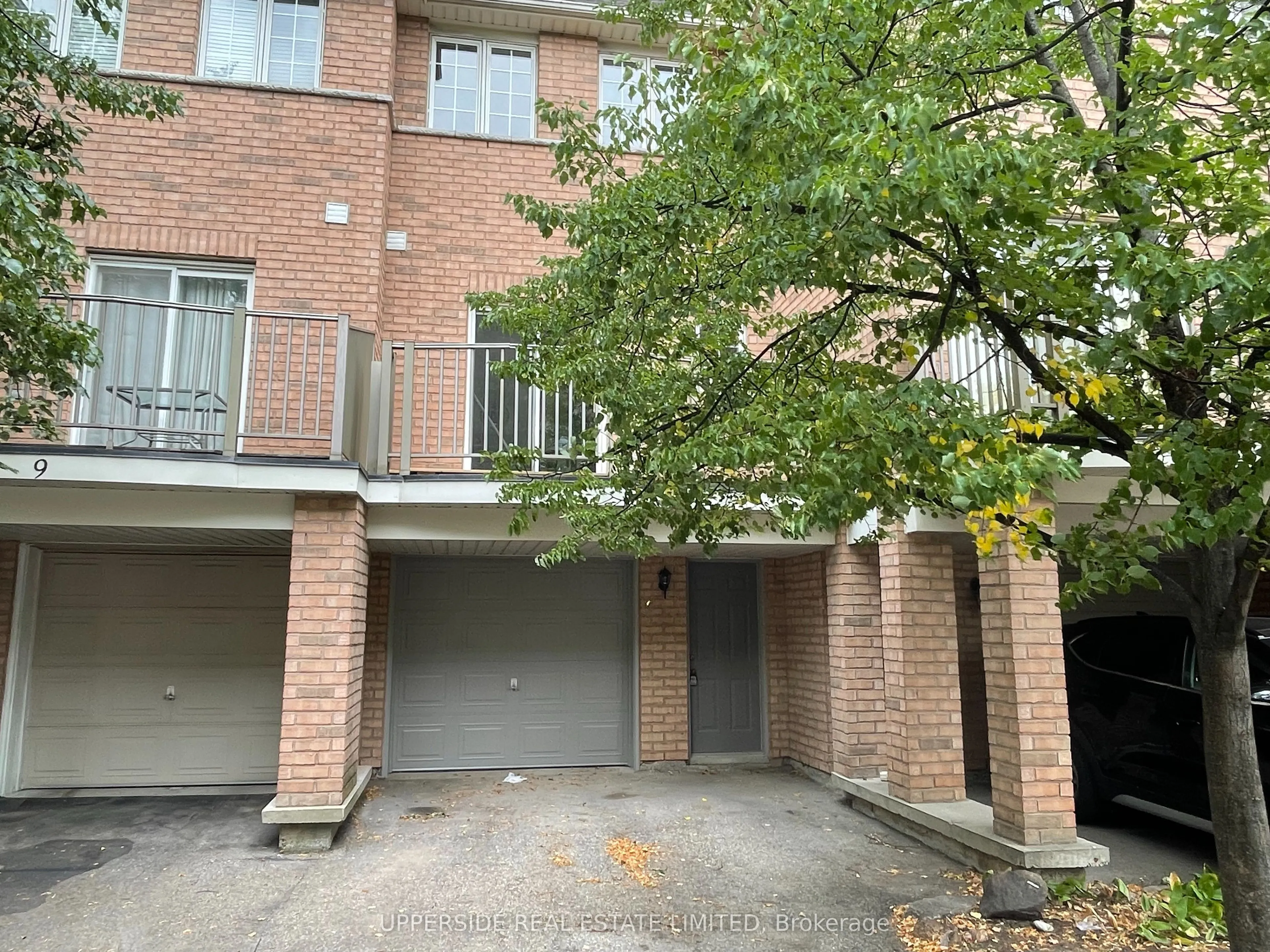 23 Observatory Lane, #10