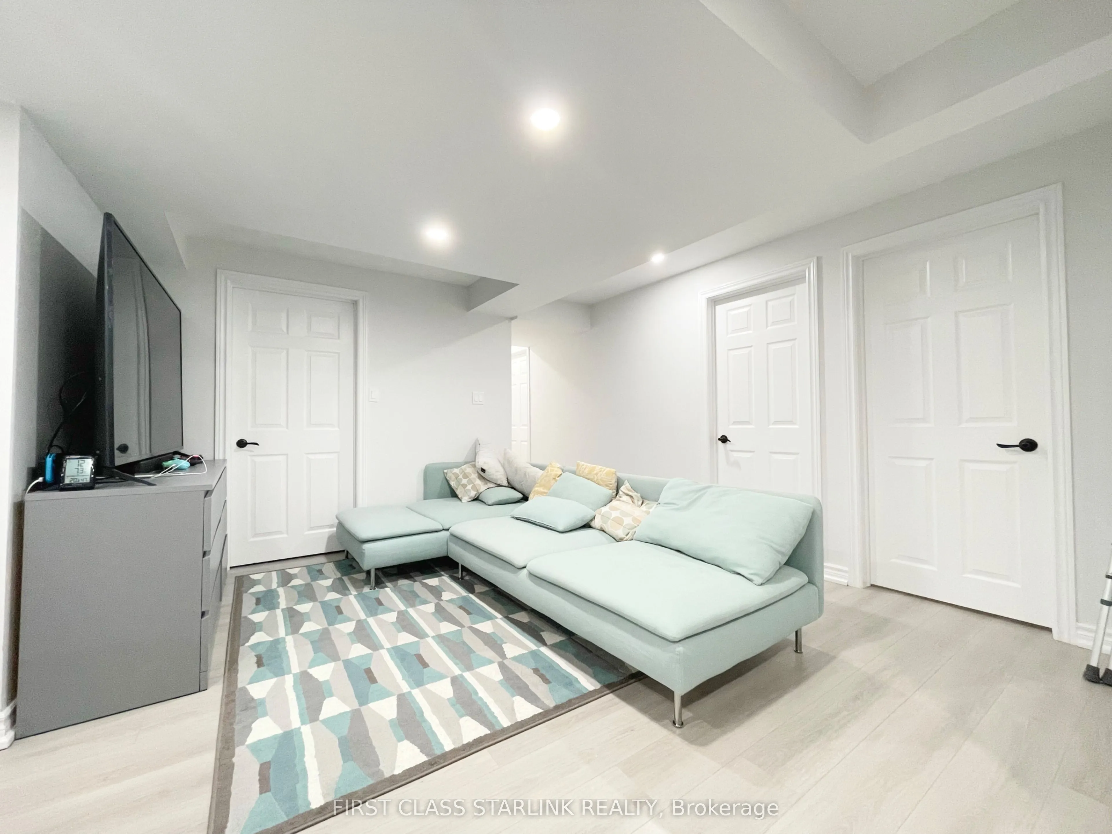 15 Yarl Drive, #Bsmt