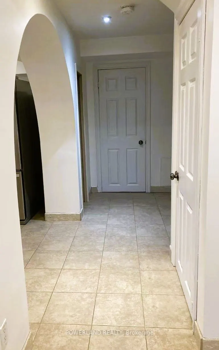 18 Sandfield Drive, #Basement