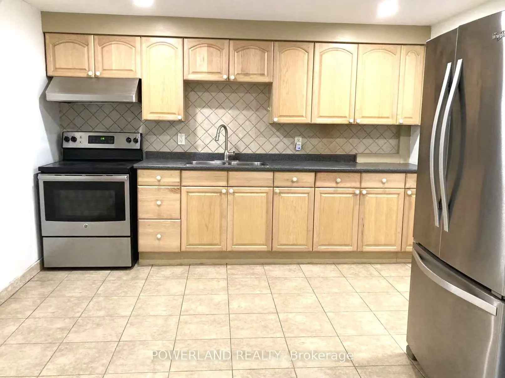 18 Sandfield Drive, #Basement