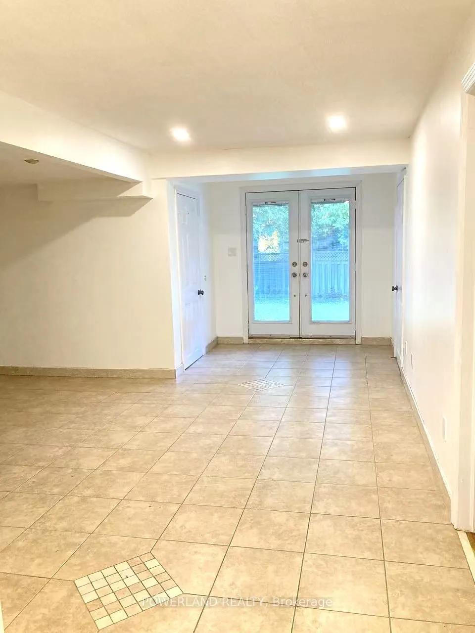 18 Sandfield Drive, #Basement