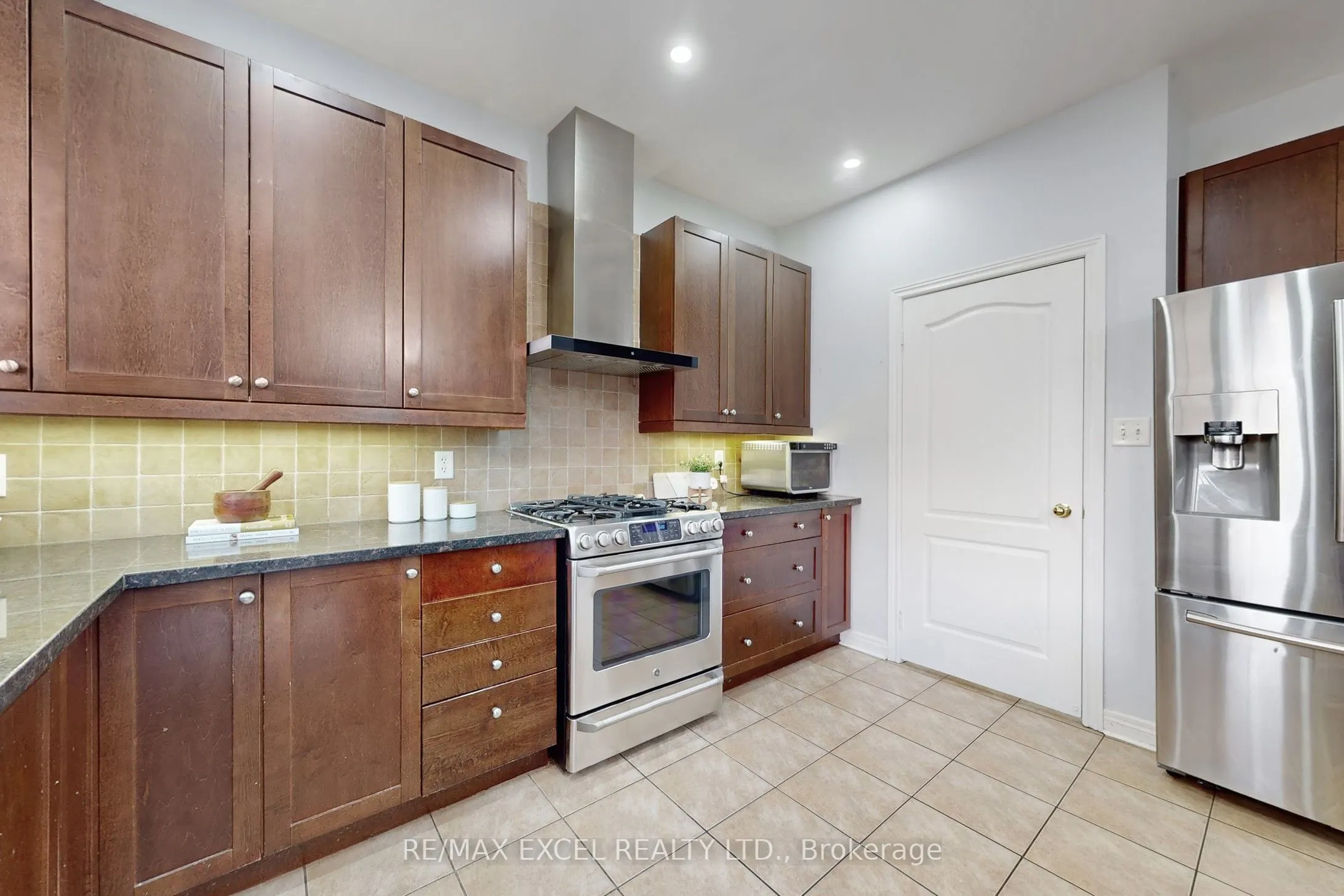 25 Lundy Drive
