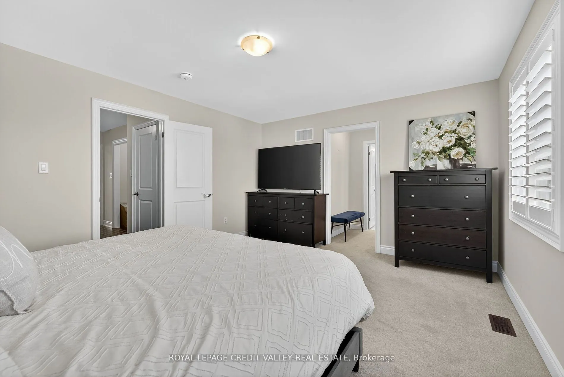 29 Janes Crescent